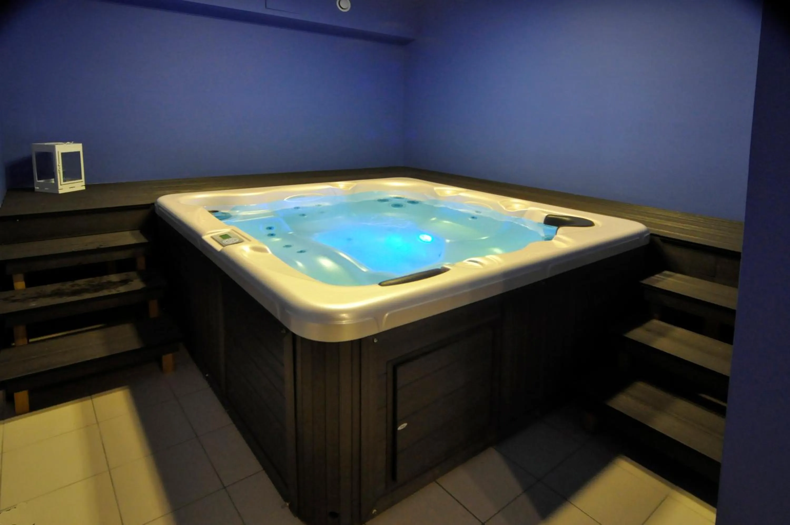 Hot Tub in Artina Nuovo