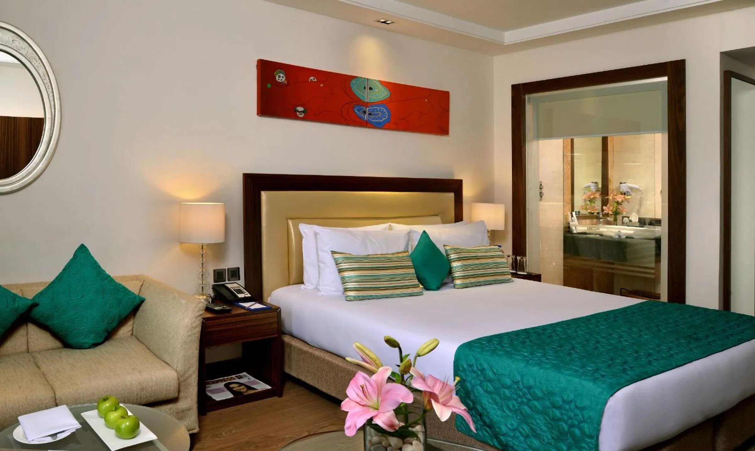 Bedroom, Bed in Golden Tulip Lucknow