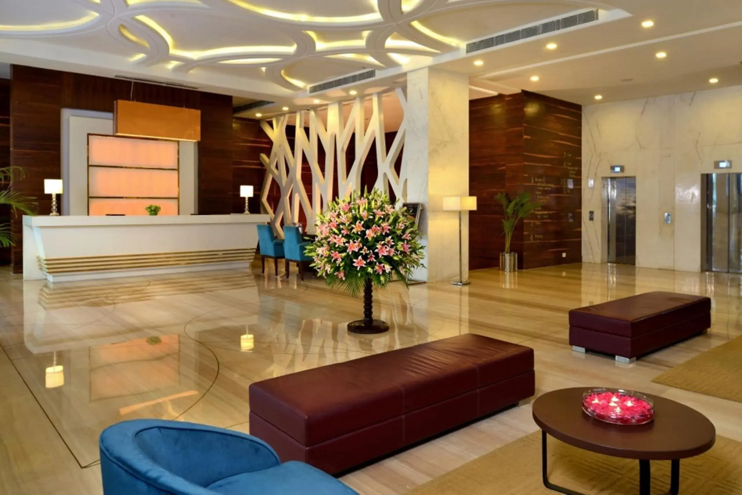 Lobby or reception in Golden Tulip Lucknow Lobby or reception in Golden Tulip Lucknow