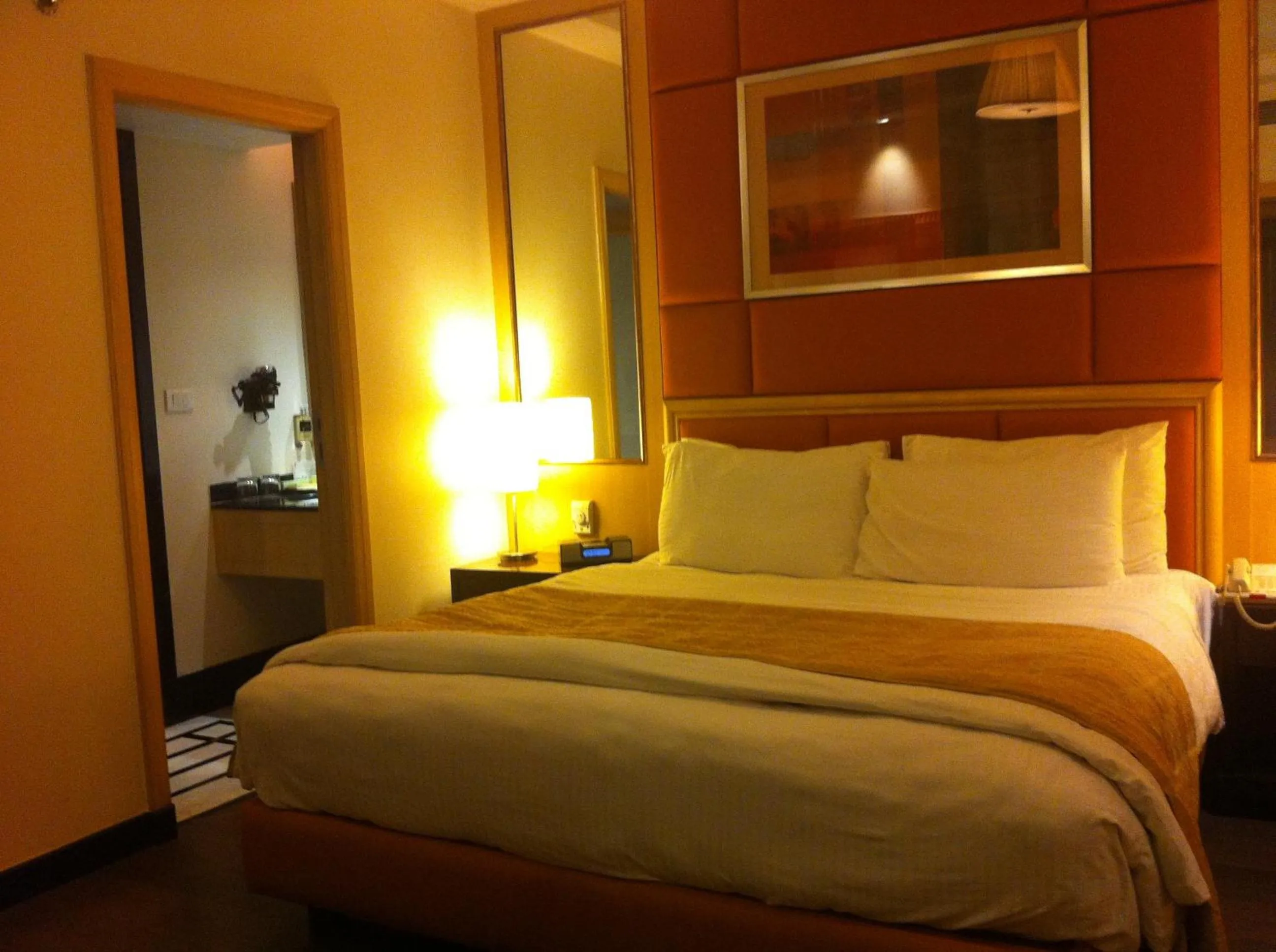 Bed in Lemon Tree Premier, Jaipur