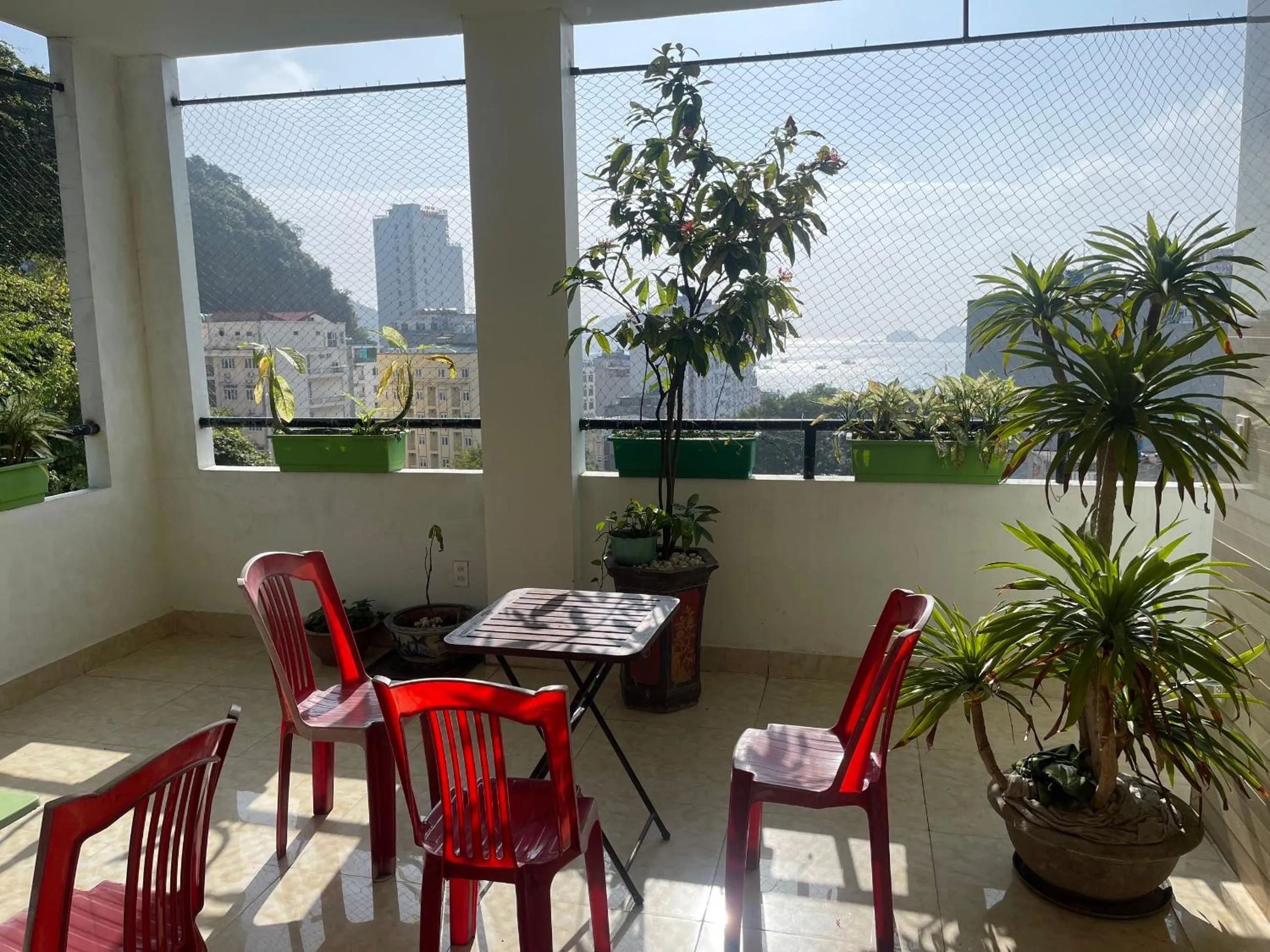 CatBa Sky View Hotel