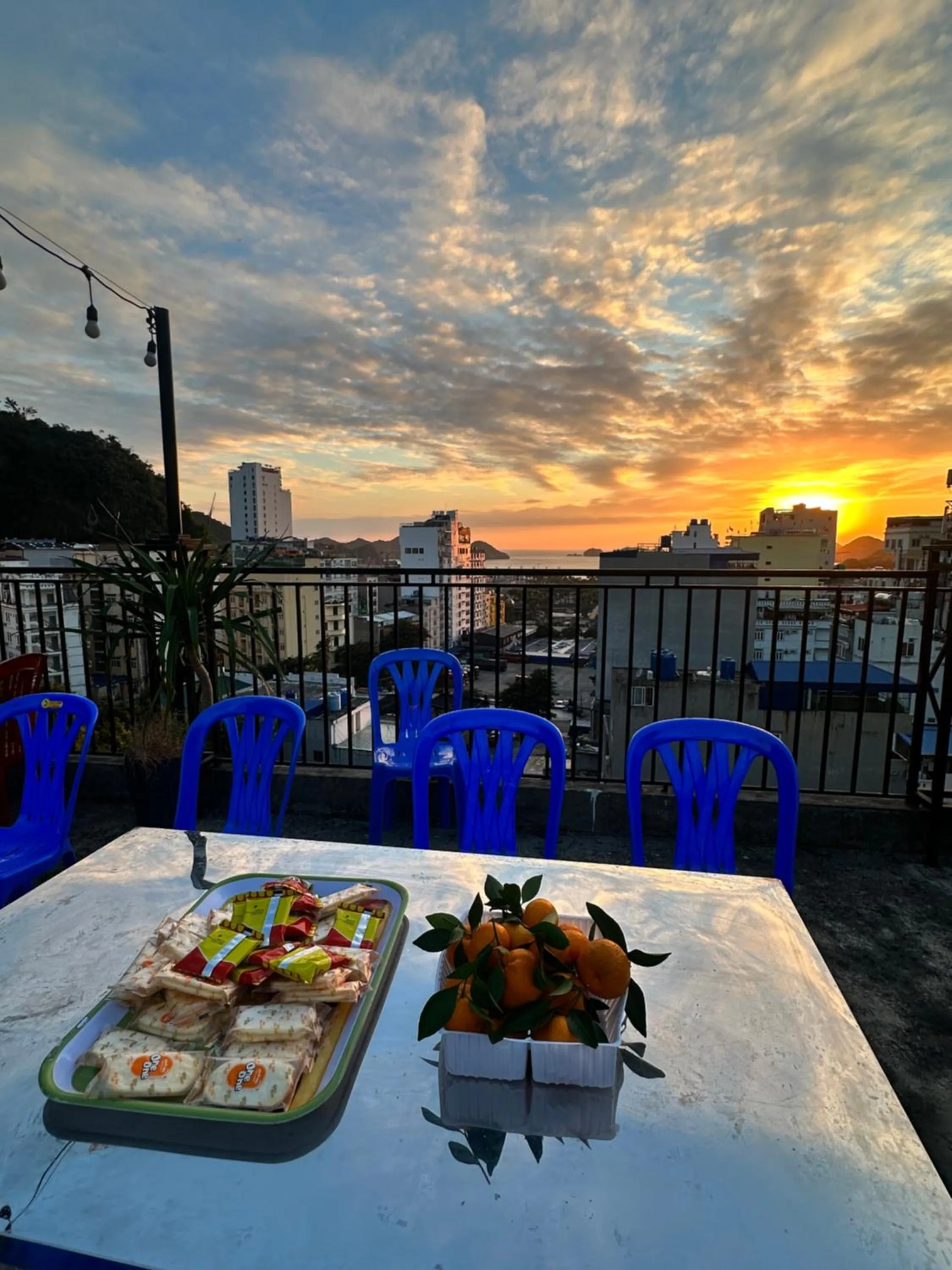 CatBa Sky View Hotel