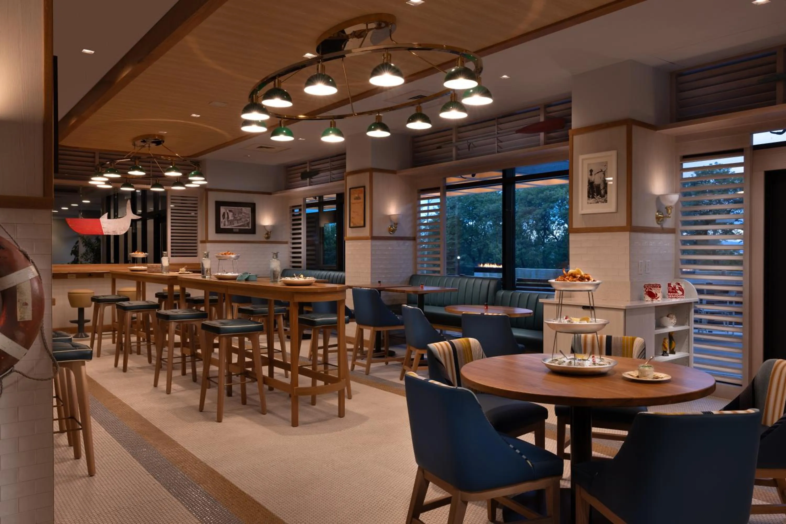 Restaurant/places to eat in Hotel Champlain Burlington, Curio Collection by Hilton