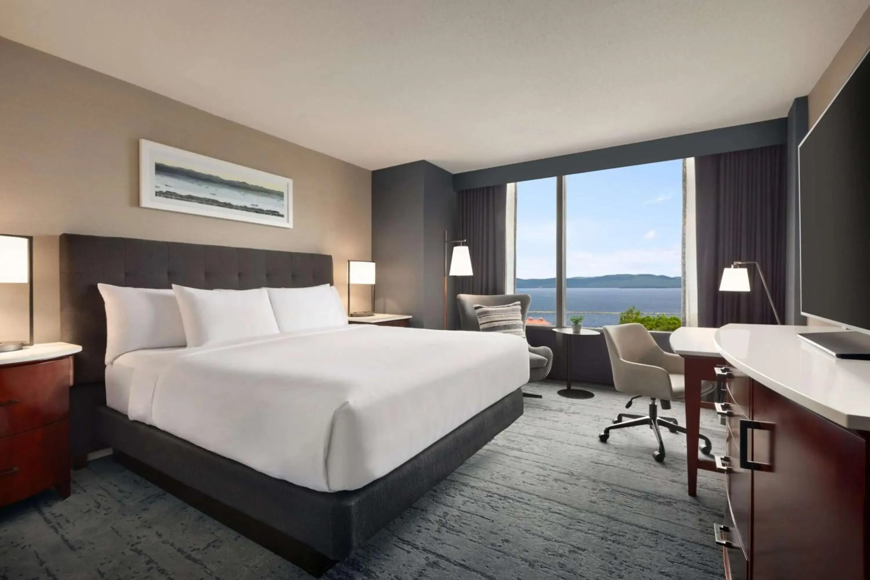 Bed in Hotel Champlain Burlington, Curio Collection by Hilton Bed in Hotel Champlain Burlington, Curio Collection by Hilton