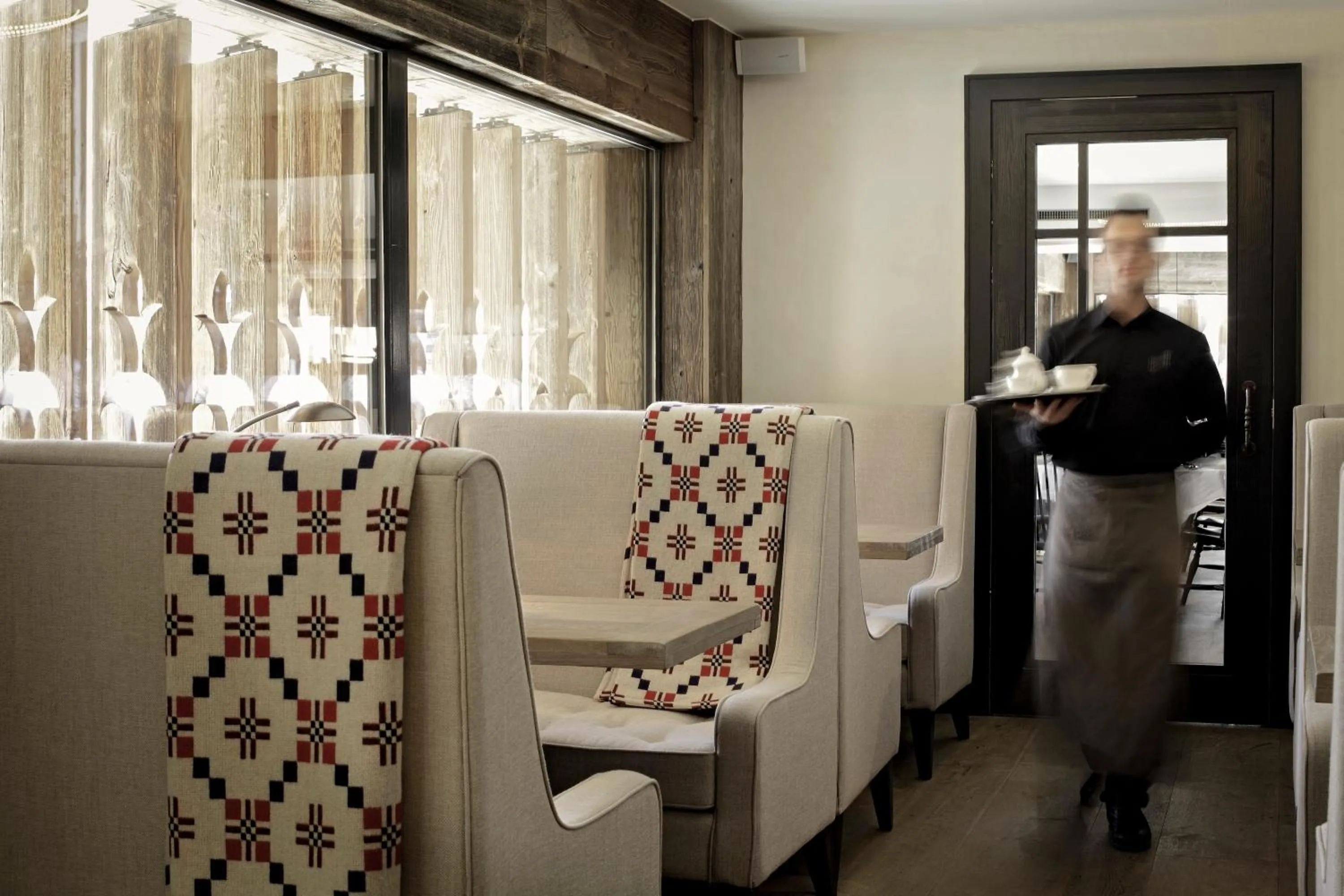 Restaurant/places to eat in La Cordée des Alpes SUP