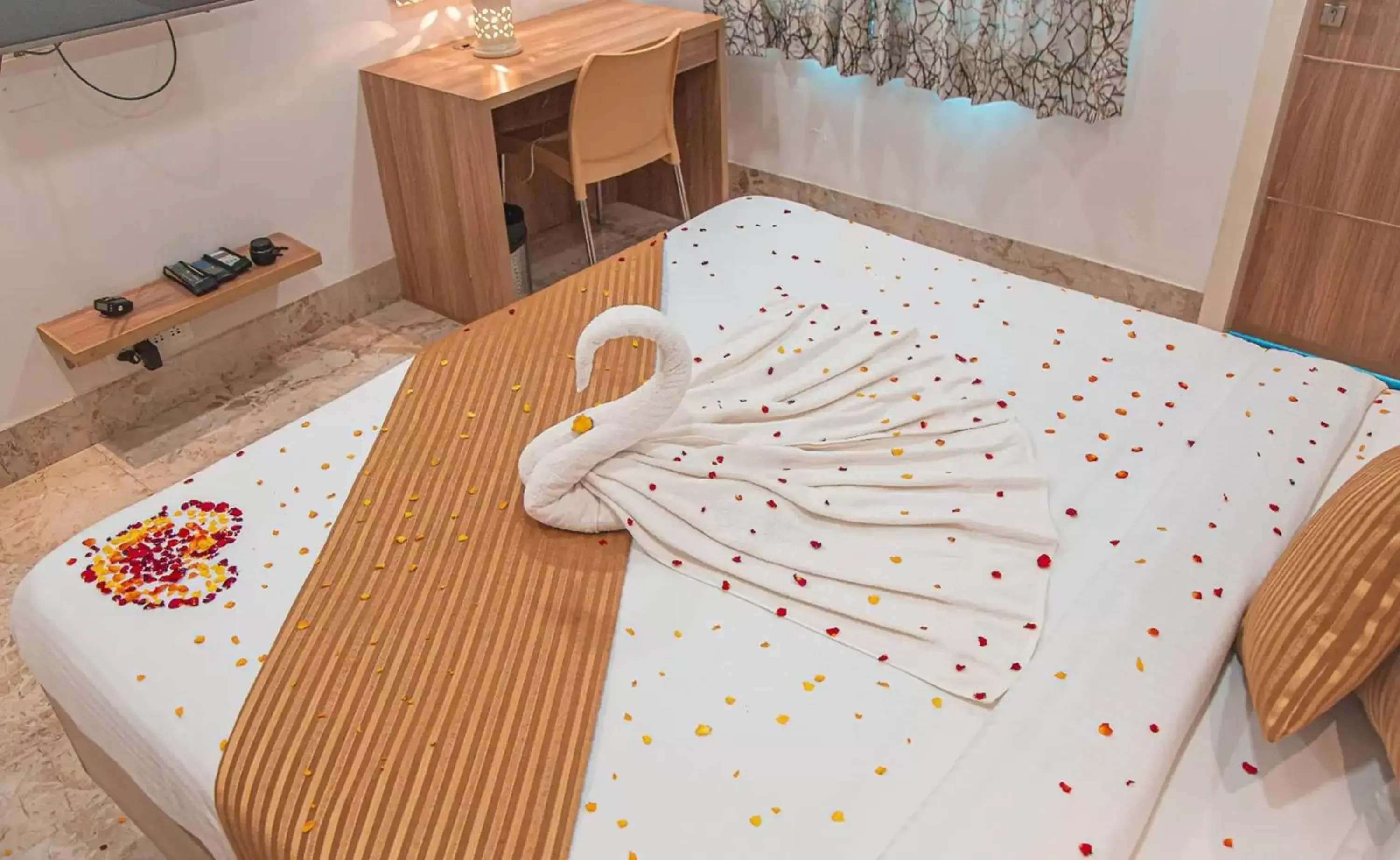 Bedroom, Bed in Park Avenue Suites Bedroom, Bed in Park Avenue Suites