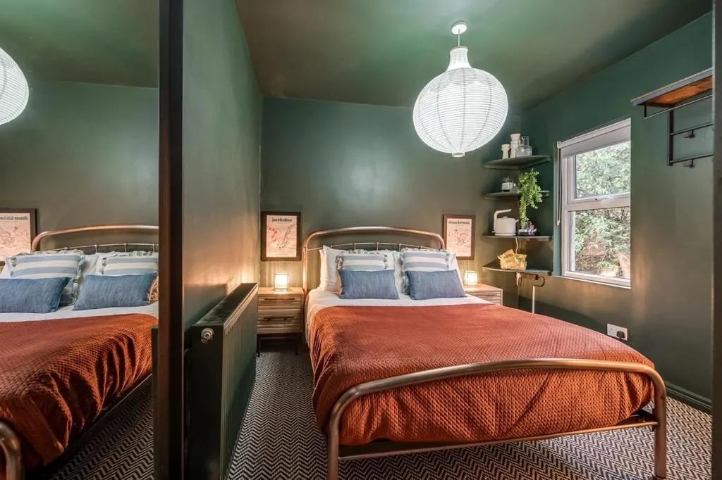 Bedroom, Bed in The Wellesley
