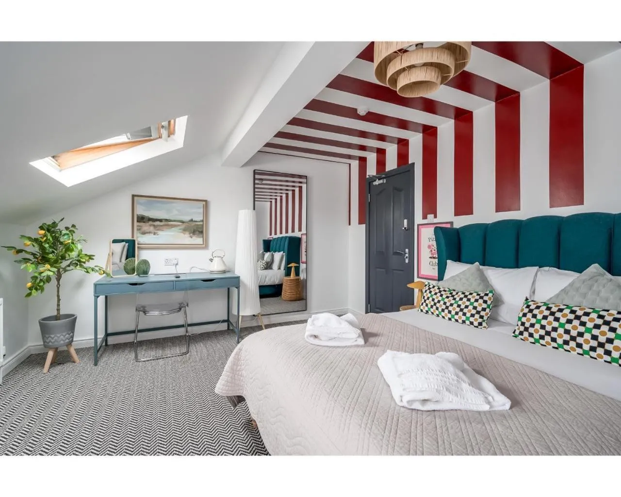 Bedroom, Bed in The Wellesley