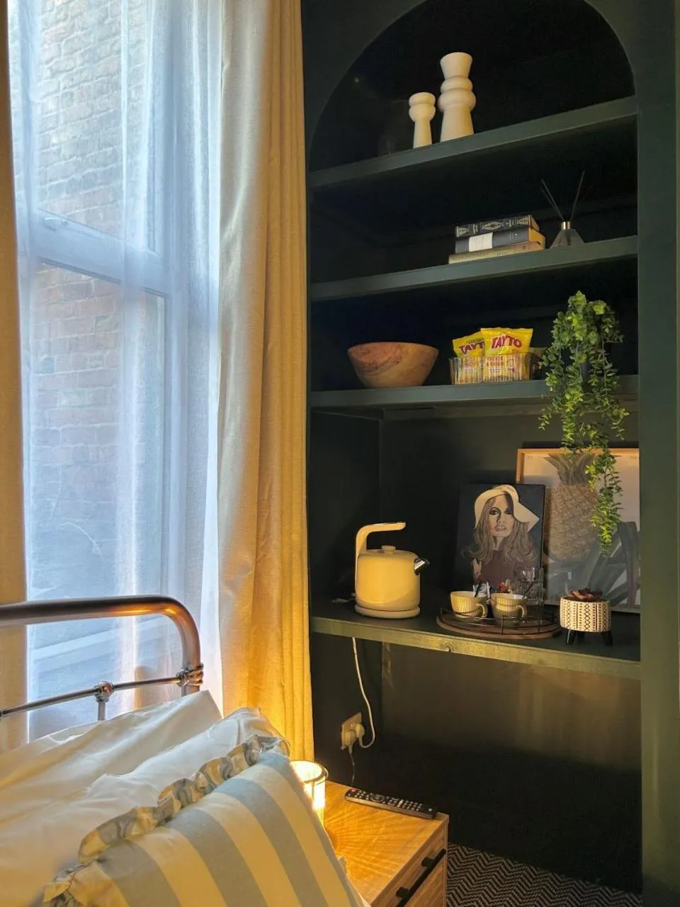 Bedroom, Bed in The Wellesley