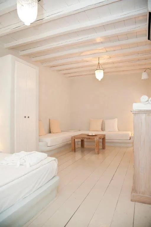 Altana Boutique Hotel