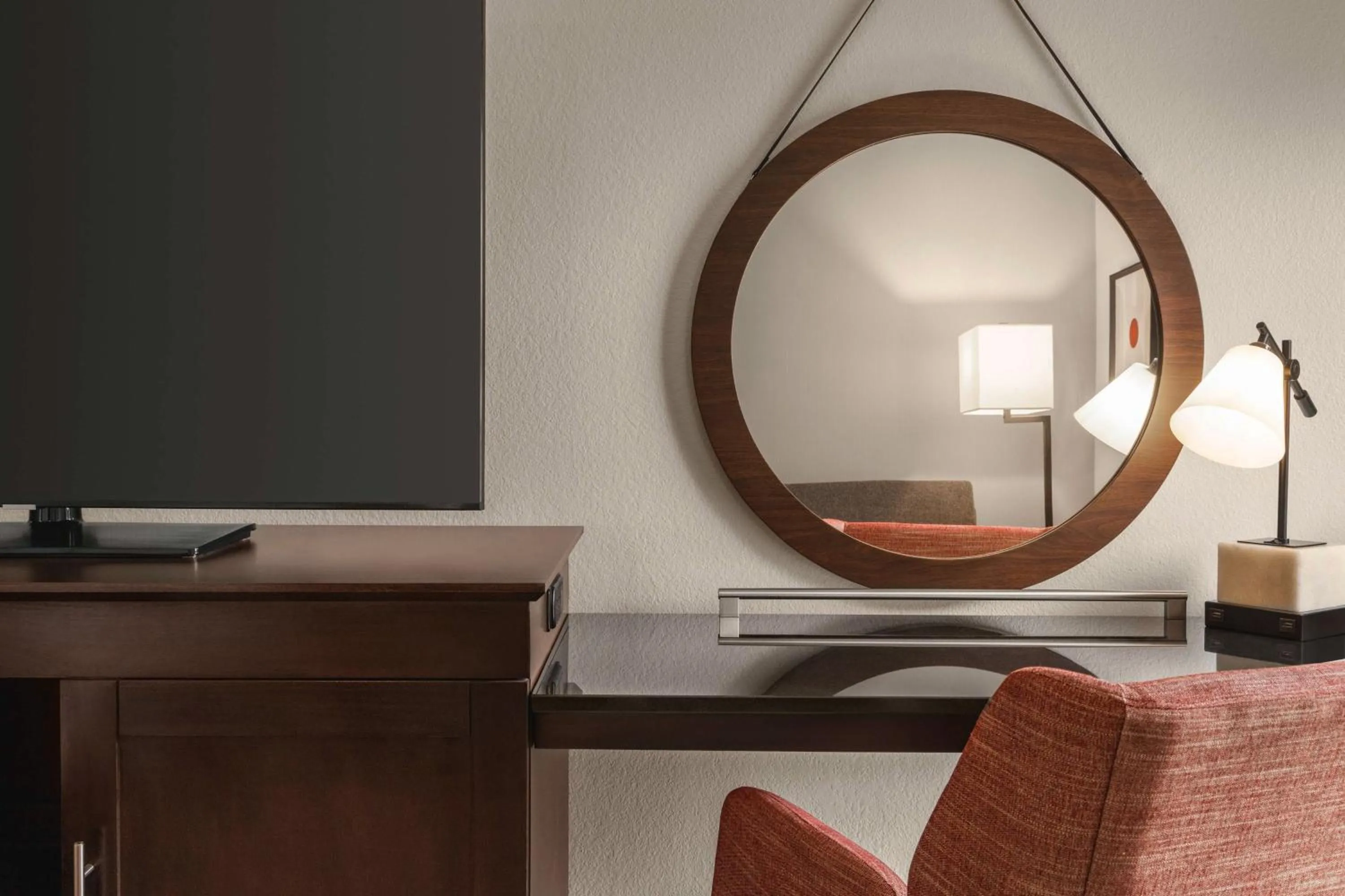 Bedroom in Hampton Inn Columbia-Downtown Historic District