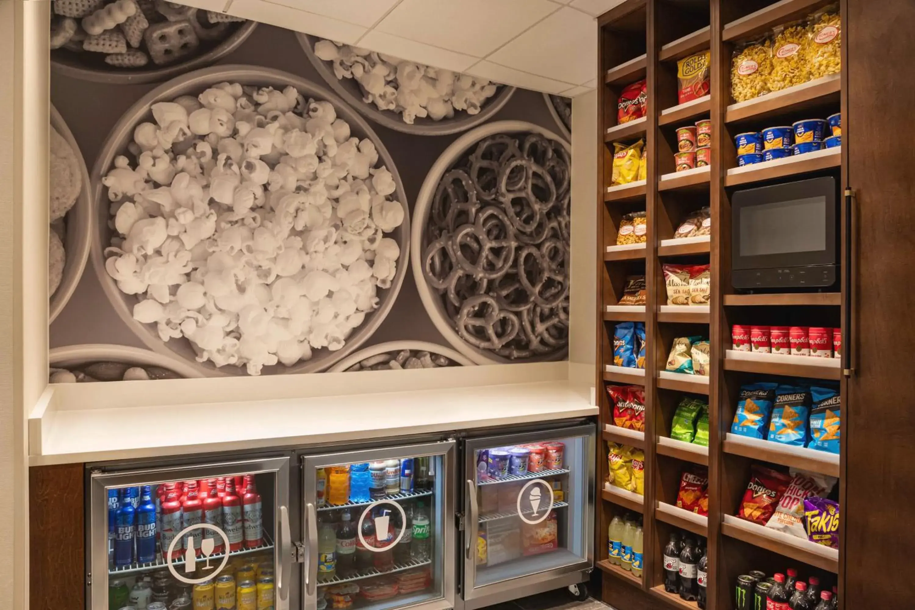 Restaurant/places to eat in Hampton Inn Columbia-Downtown Historic District Restaurant/places to eat in Hampton Inn Columbia-Downtown Historic District