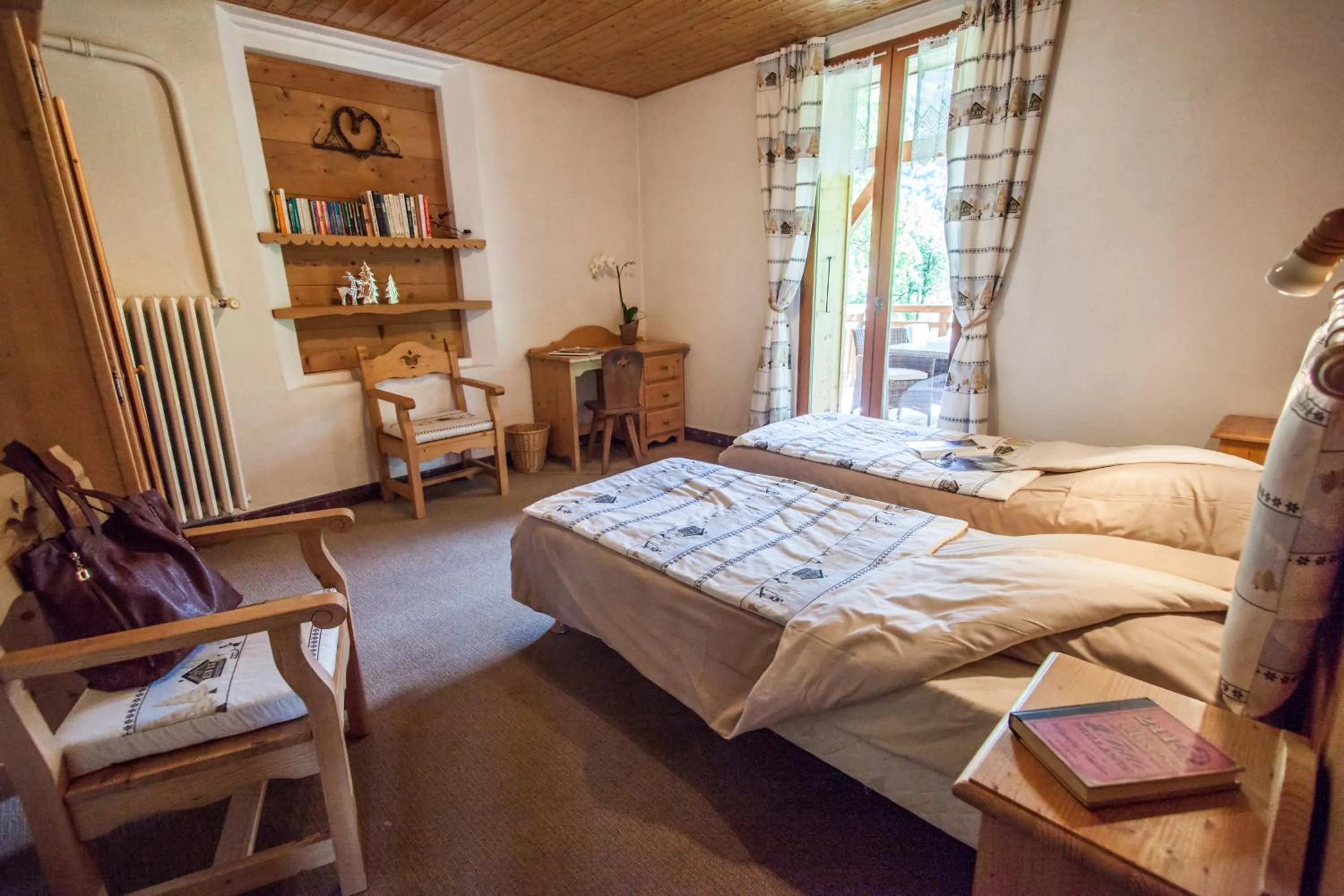 Bed in Résidence La Cour