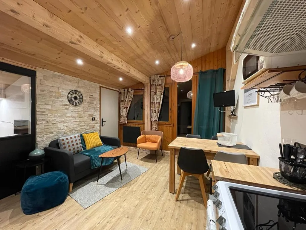 Kitchen or kitchenette in Résidence La Cour