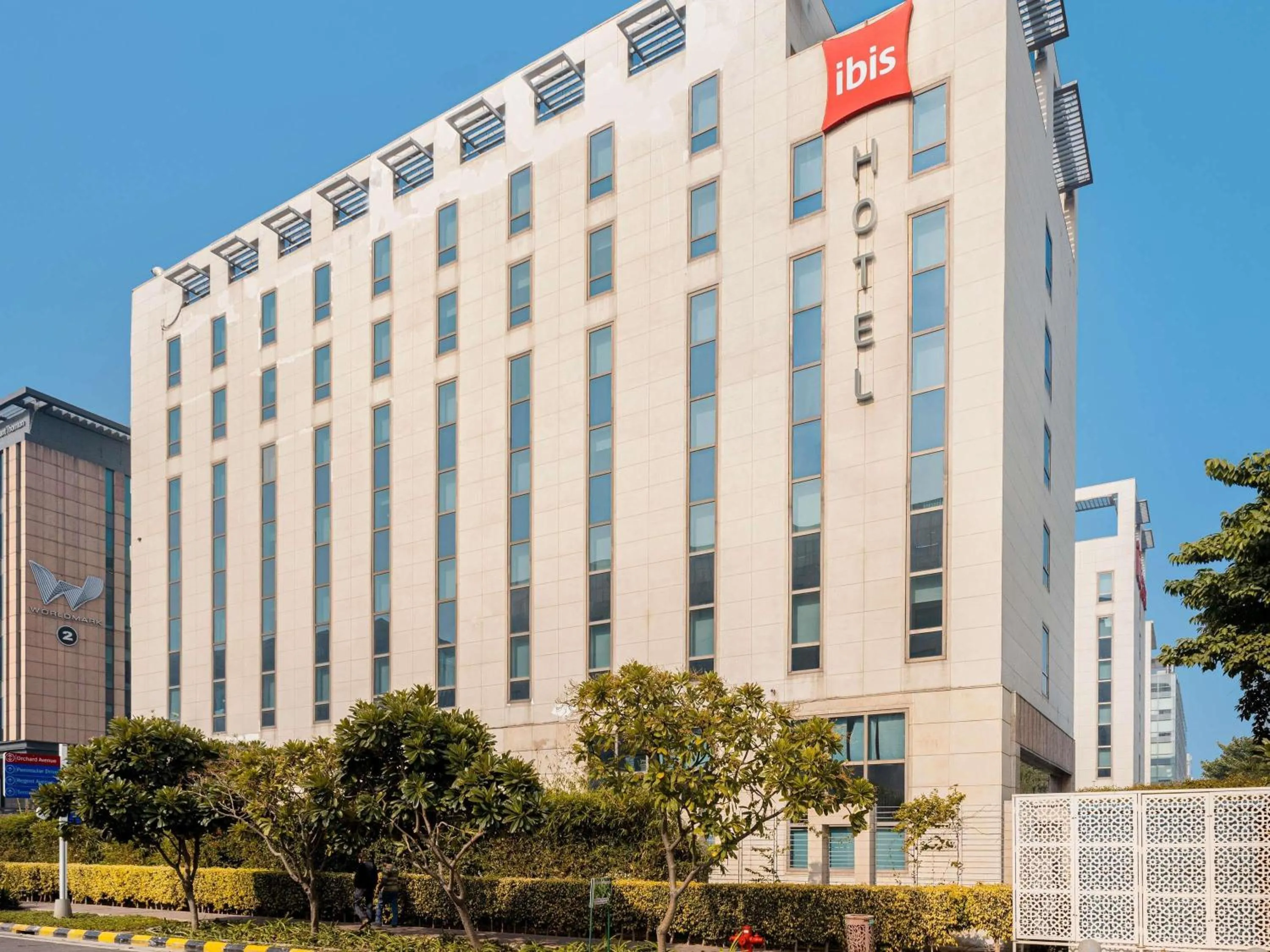Property building in ibis New Delhi Aerocity - An Accor Brand