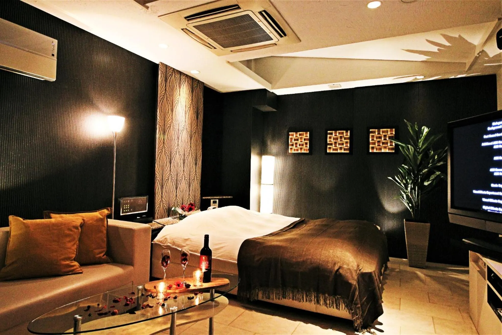 HOTEL O2 -全室人工ラドン温泉-Adult only