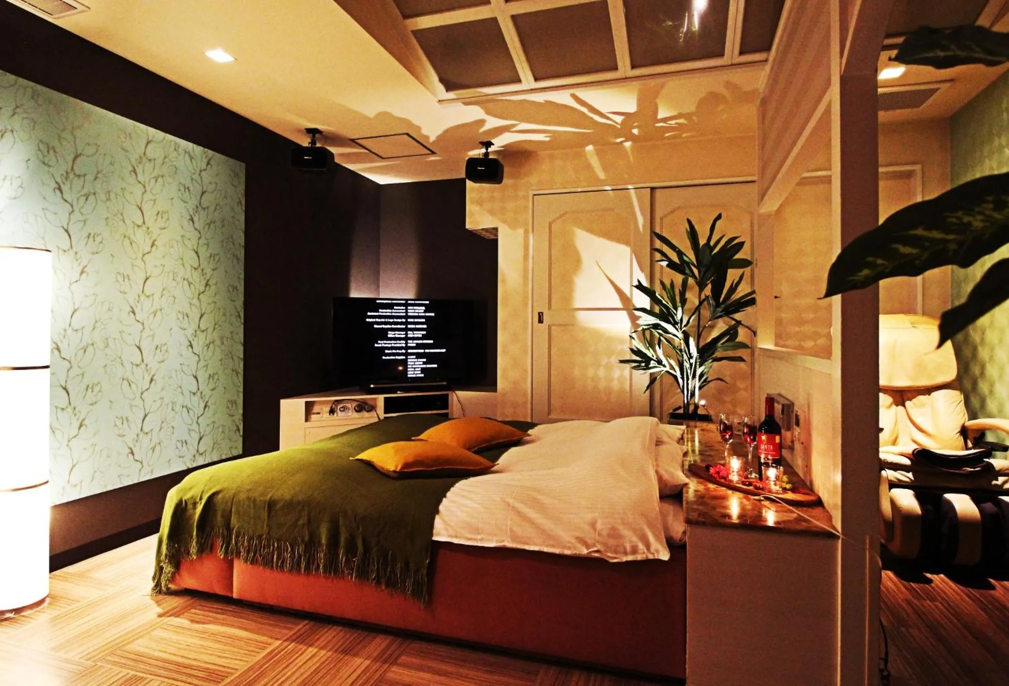 Bed in HOTEL O2 -全室人工ラドン温泉-Adult only