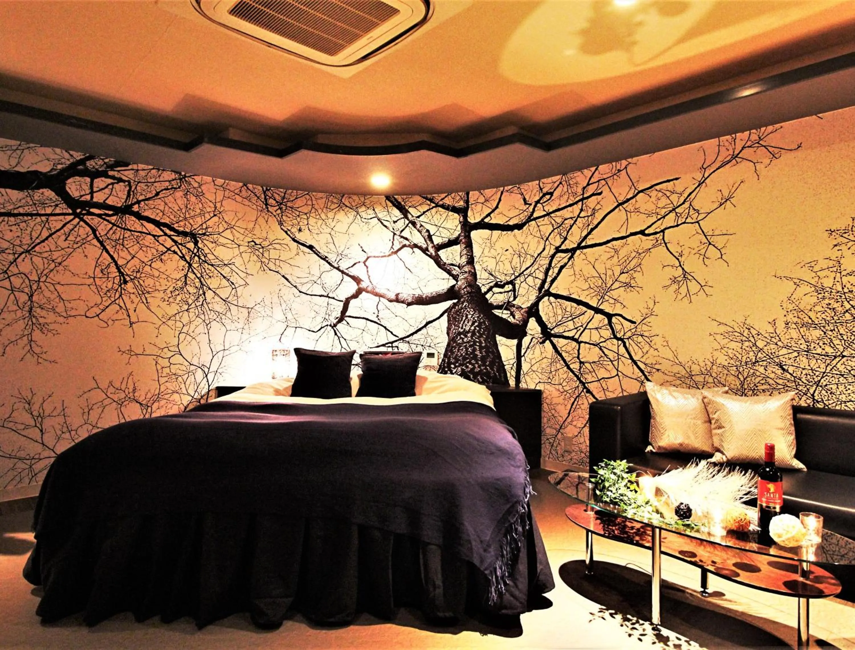 Bed in HOTEL O2 -全室人工ラドン温泉-Adult only