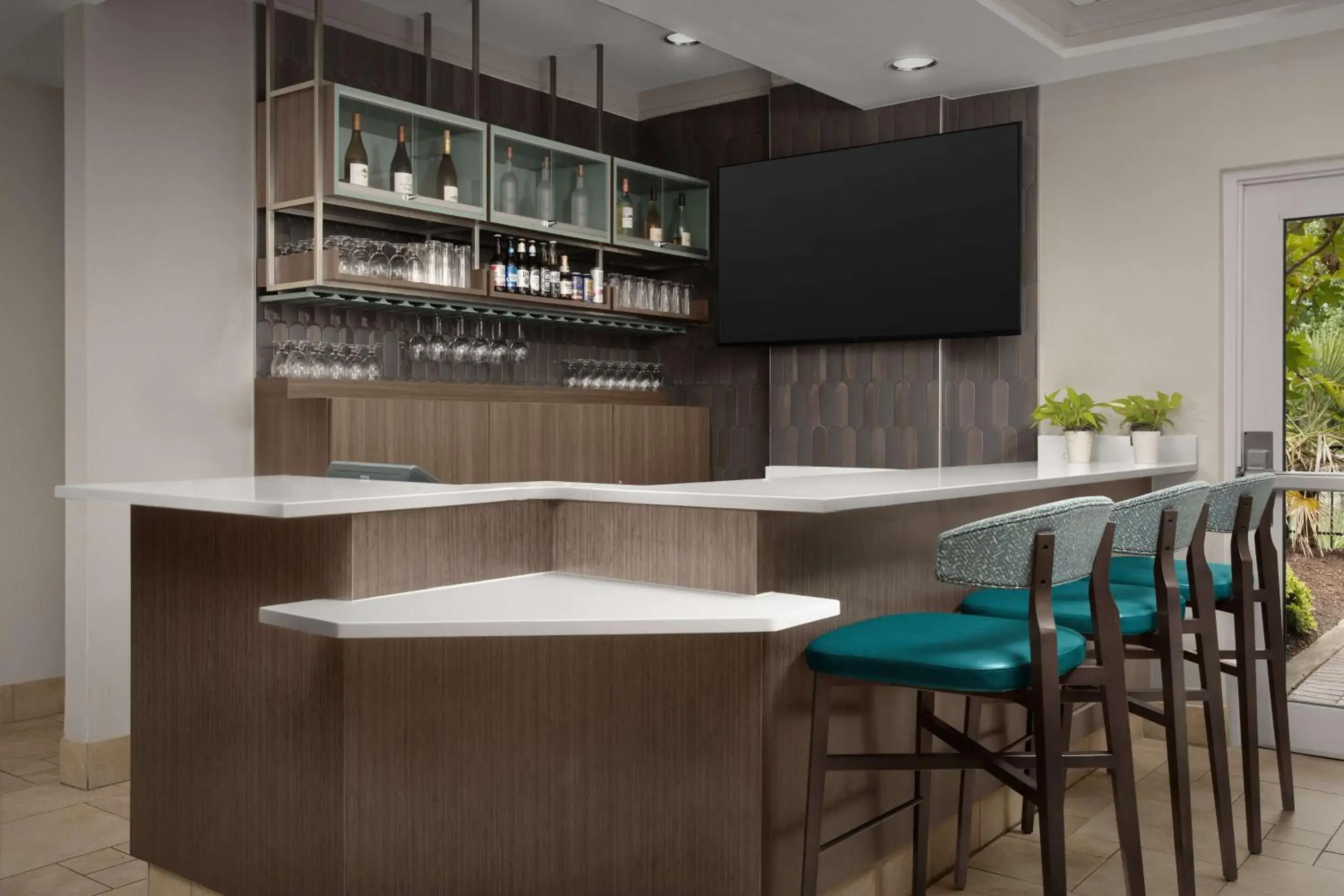 Lounge or bar in Hilton Garden Inn Columbia/Harbison Lounge or bar in Hilton Garden Inn Columbia/Harbison
