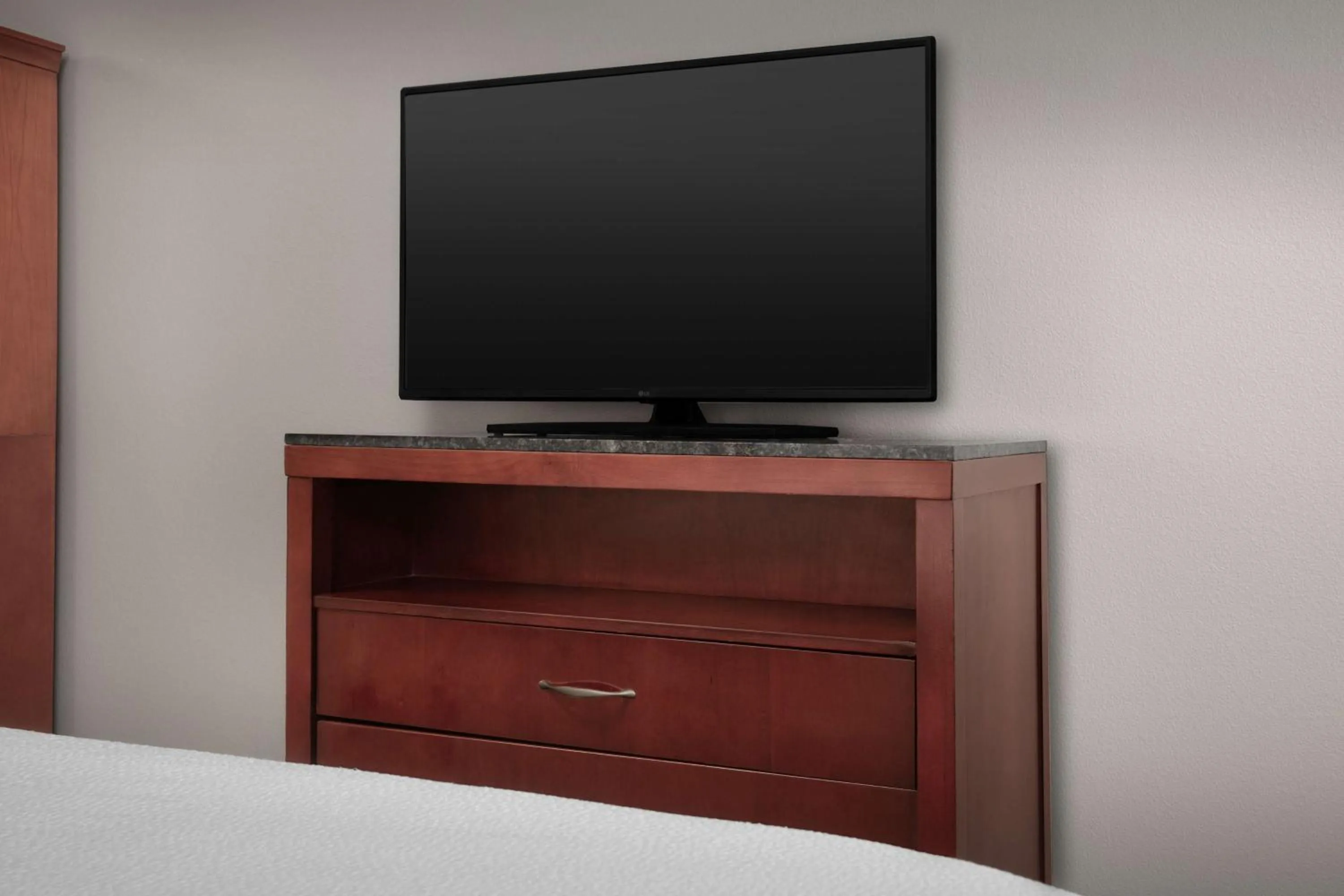 Bed in Hilton Garden Inn Columbia/Harbison