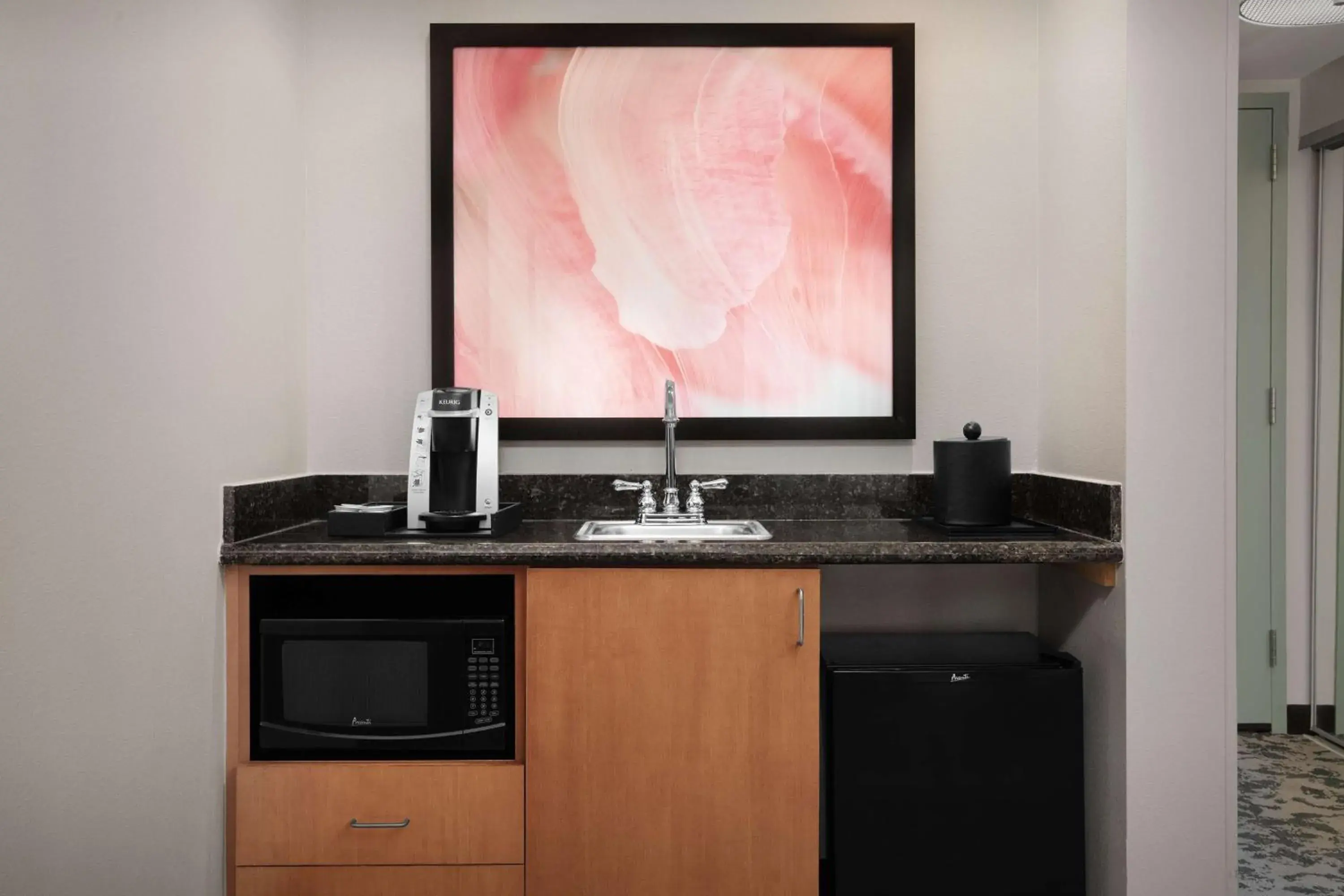 Photo of the whole room in Hilton Garden Inn Columbia/Harbison Photo of the whole room in Hilton Garden Inn Columbia/Harbison