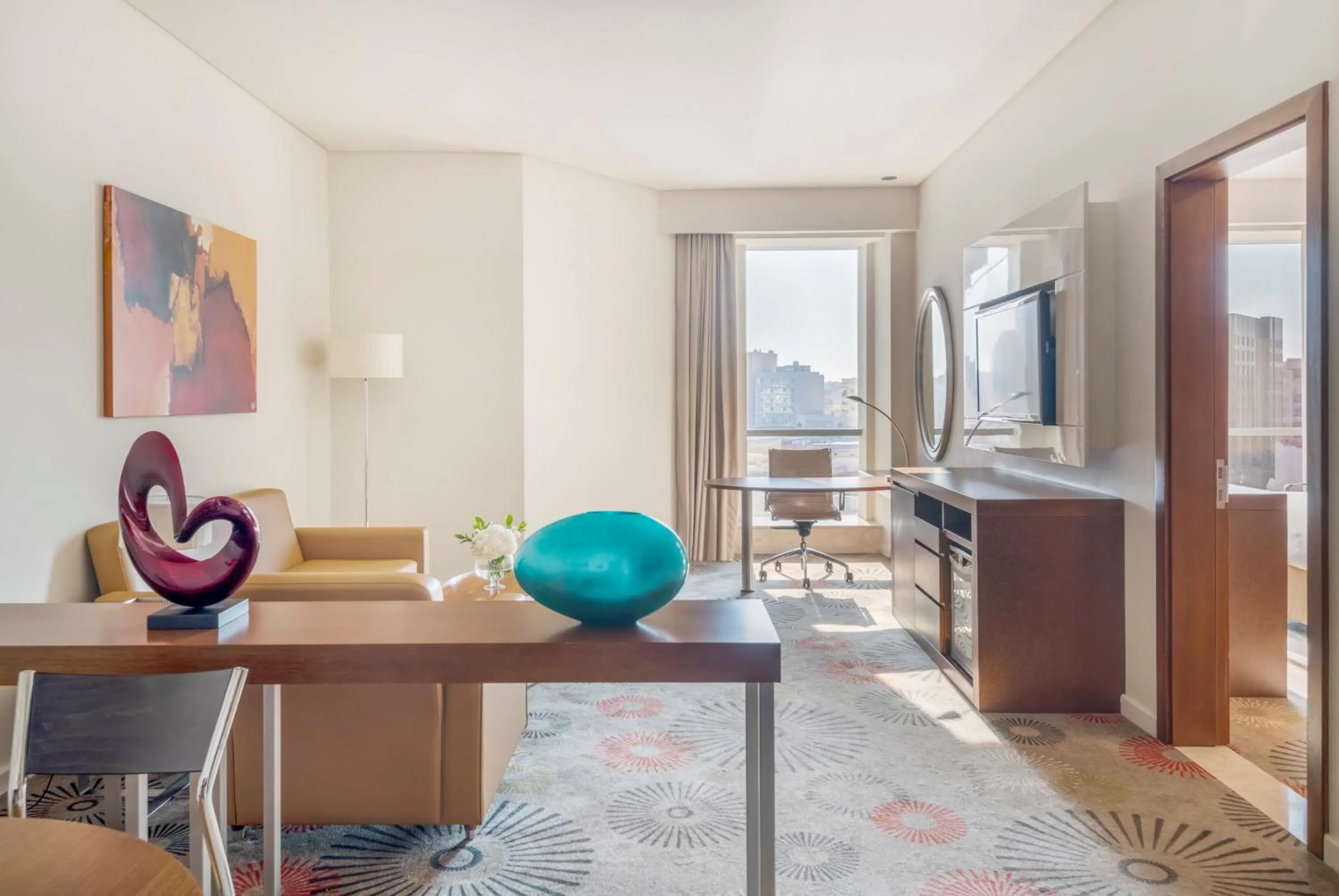 Photo of the whole room in Crowne Plaza Doha - The Business Park by IHG