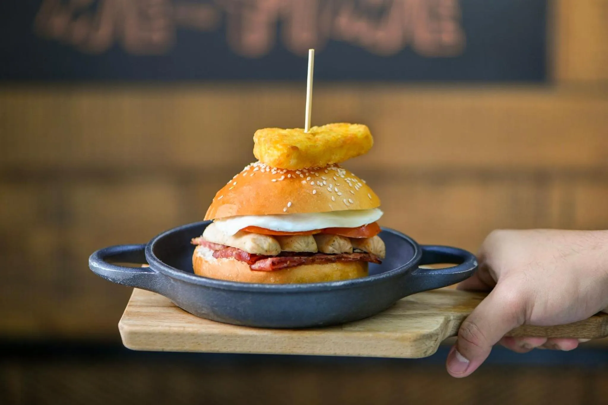 Restaurant/places to eat in Crowne Plaza Doha - The Business Park by IHG