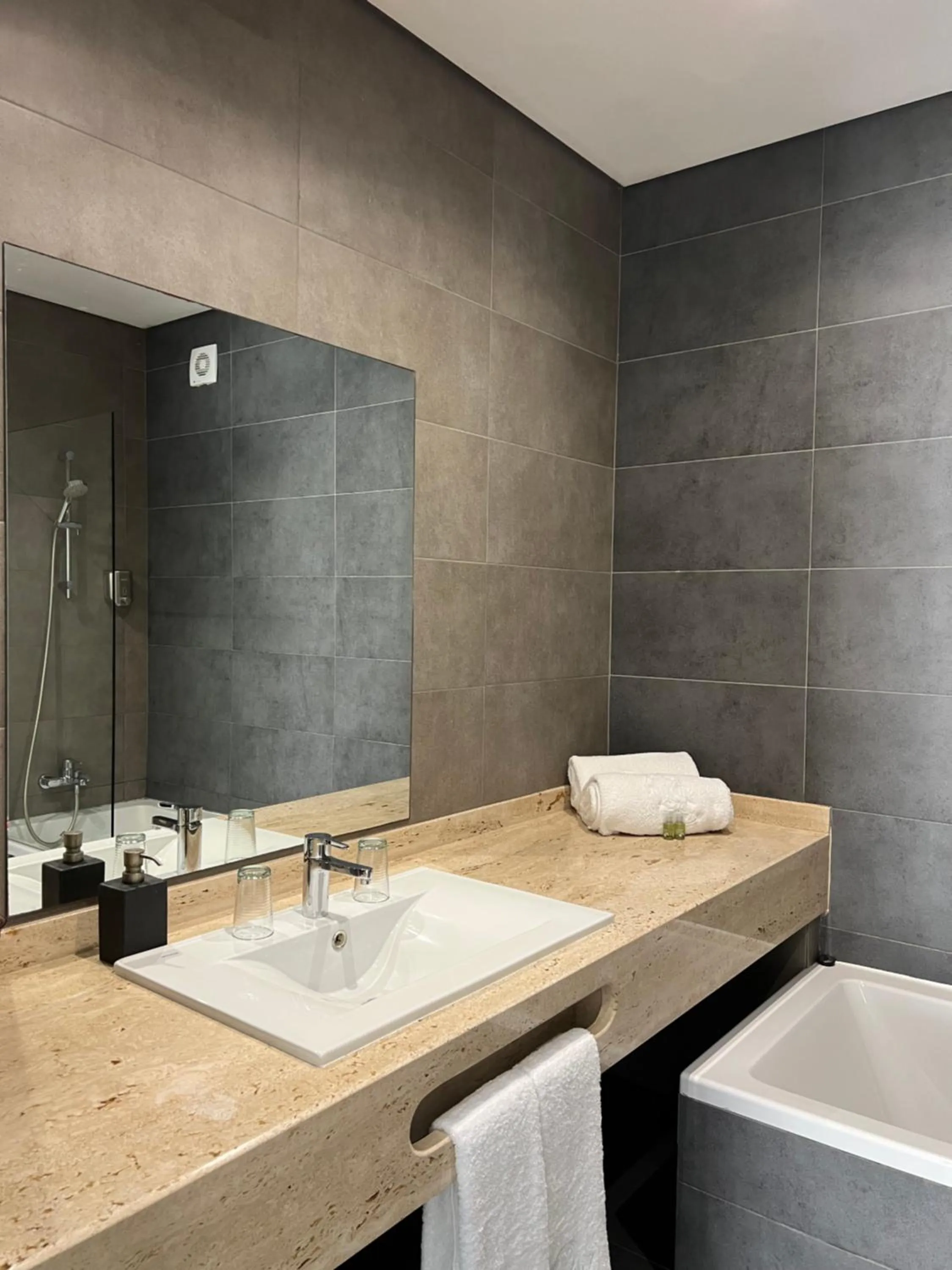 Bathroom in Quinta Saleiro Guesthouse