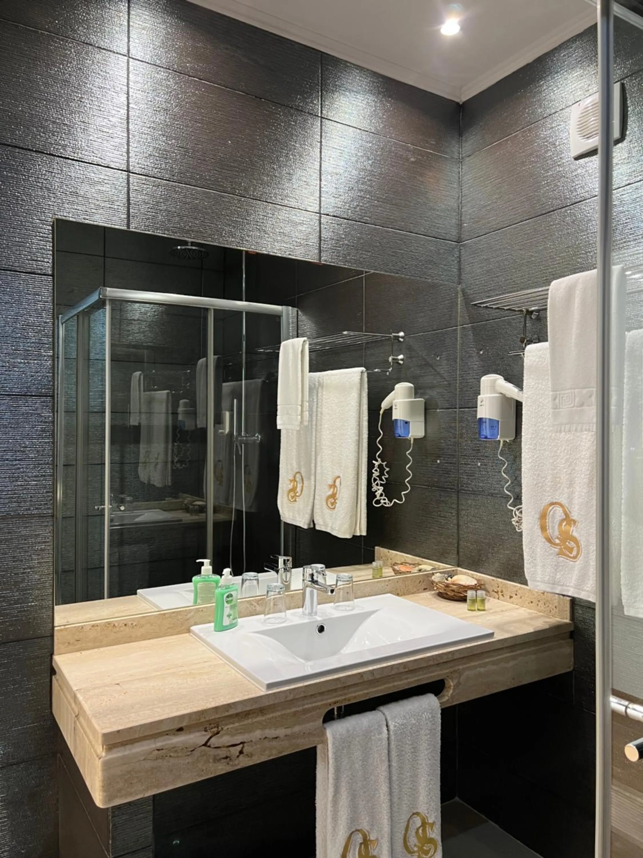 Bathroom in Quinta Saleiro Guesthouse