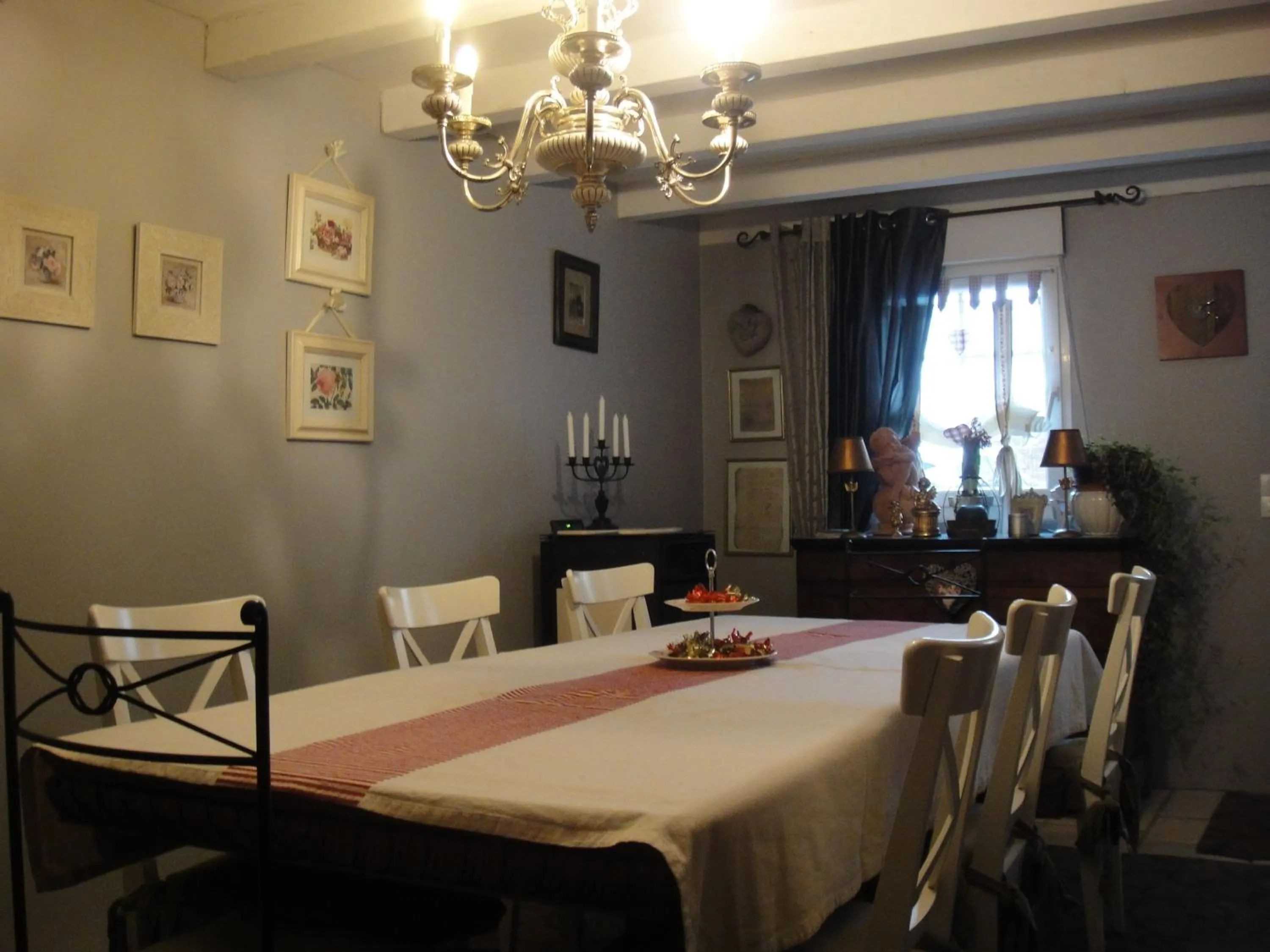 Dining area in Chambres d'Hôtes Le Clos Du Verger