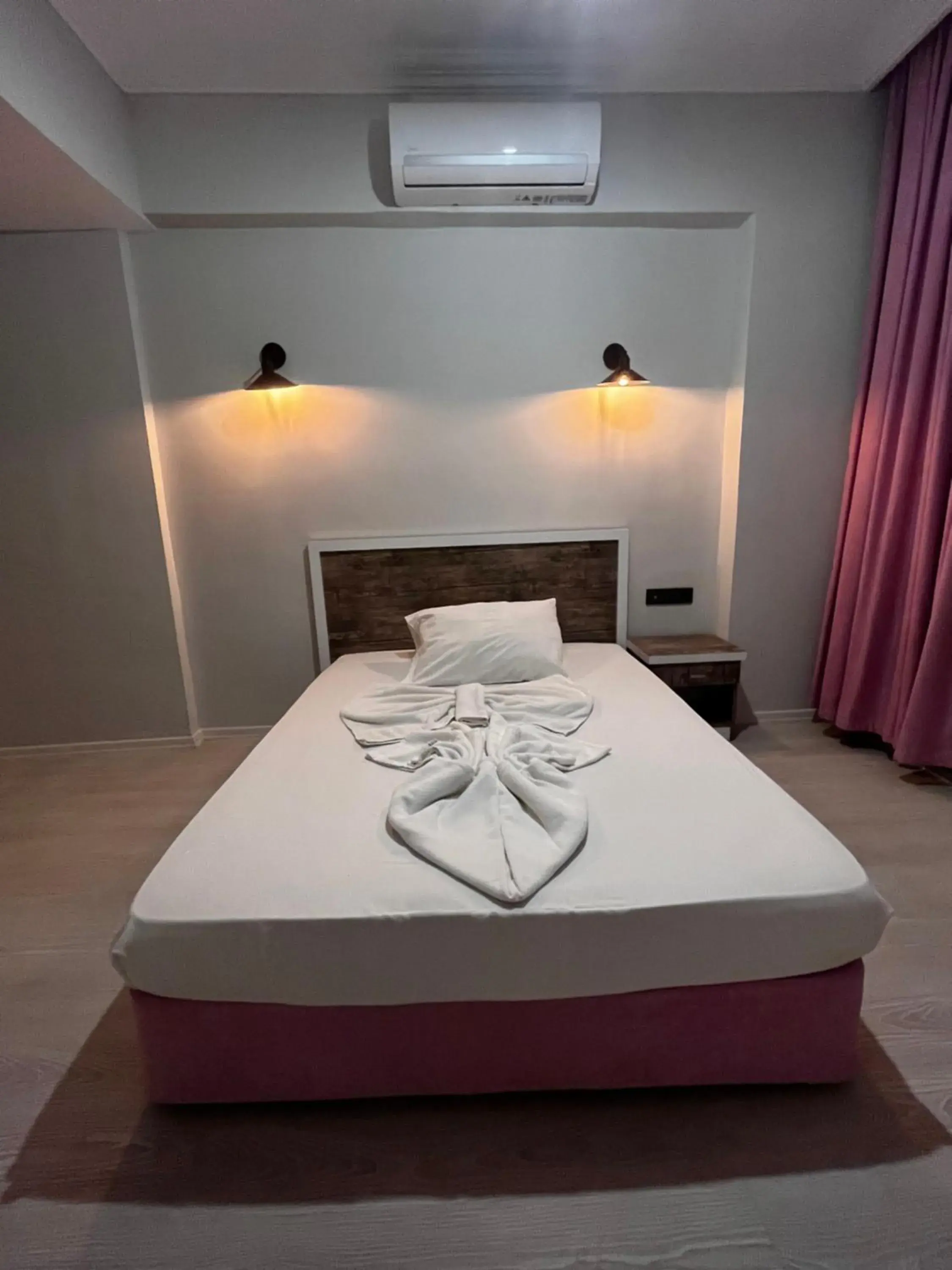 Bed in Best Alanya Hotel Bed in Best Alanya Hotel