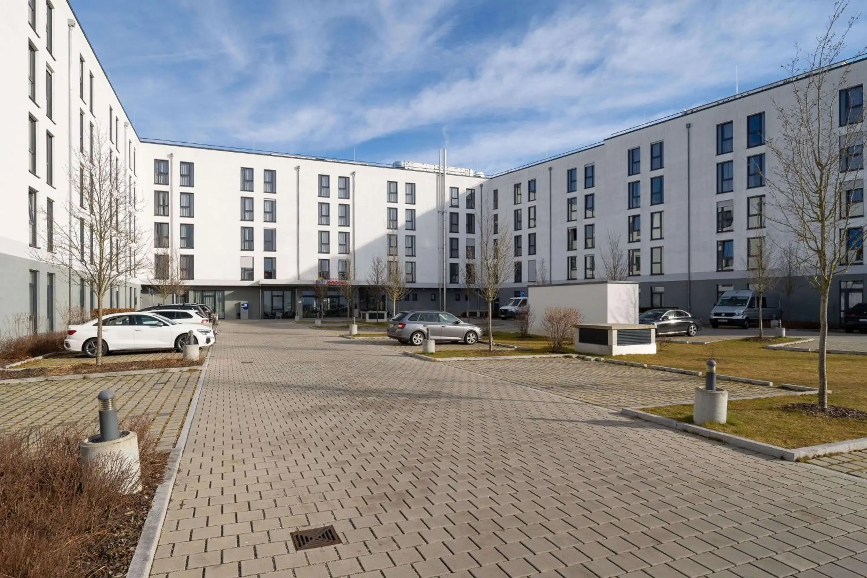 Property building in Ramada Encore by Wyndham Munich Messe Property building in Ramada Encore by Wyndham Munich Messe