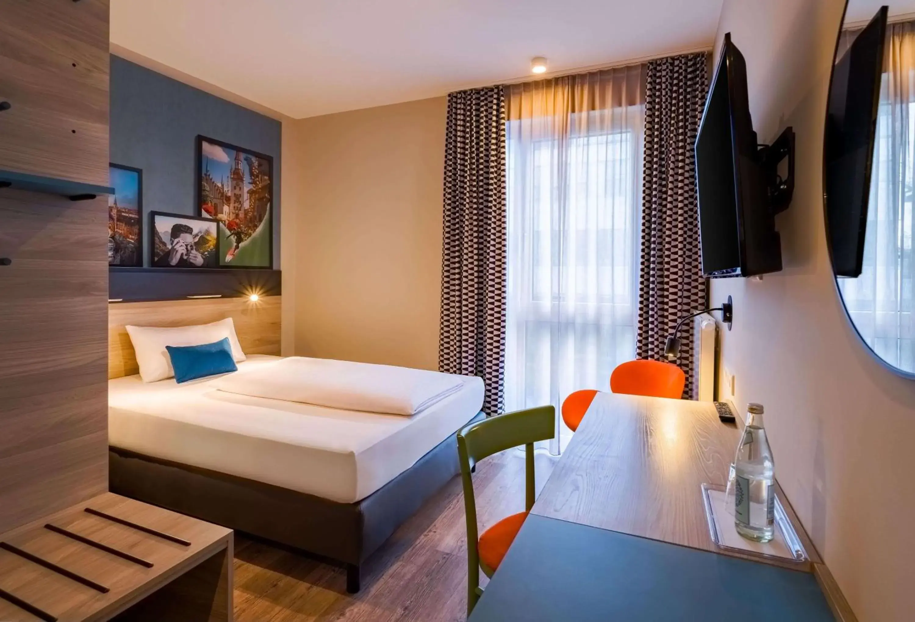 Photo of the whole room, Bed in Ramada Encore by Wyndham Munich Messe Photo of the whole room, Bed in Ramada Encore by Wyndham Munich Messe