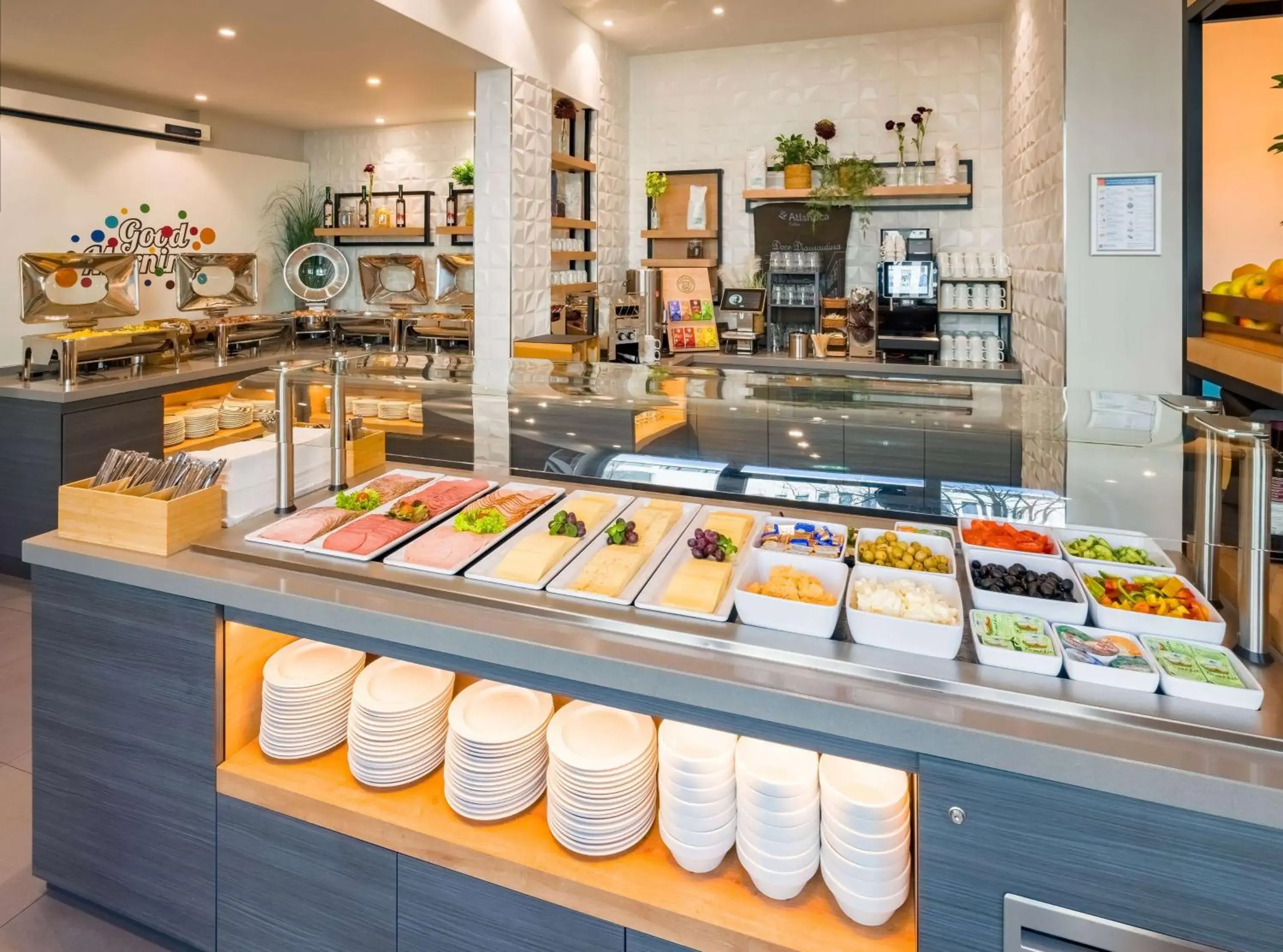 Food in Ramada Encore by Wyndham Munich Messe Food in Ramada Encore by Wyndham Munich Messe
