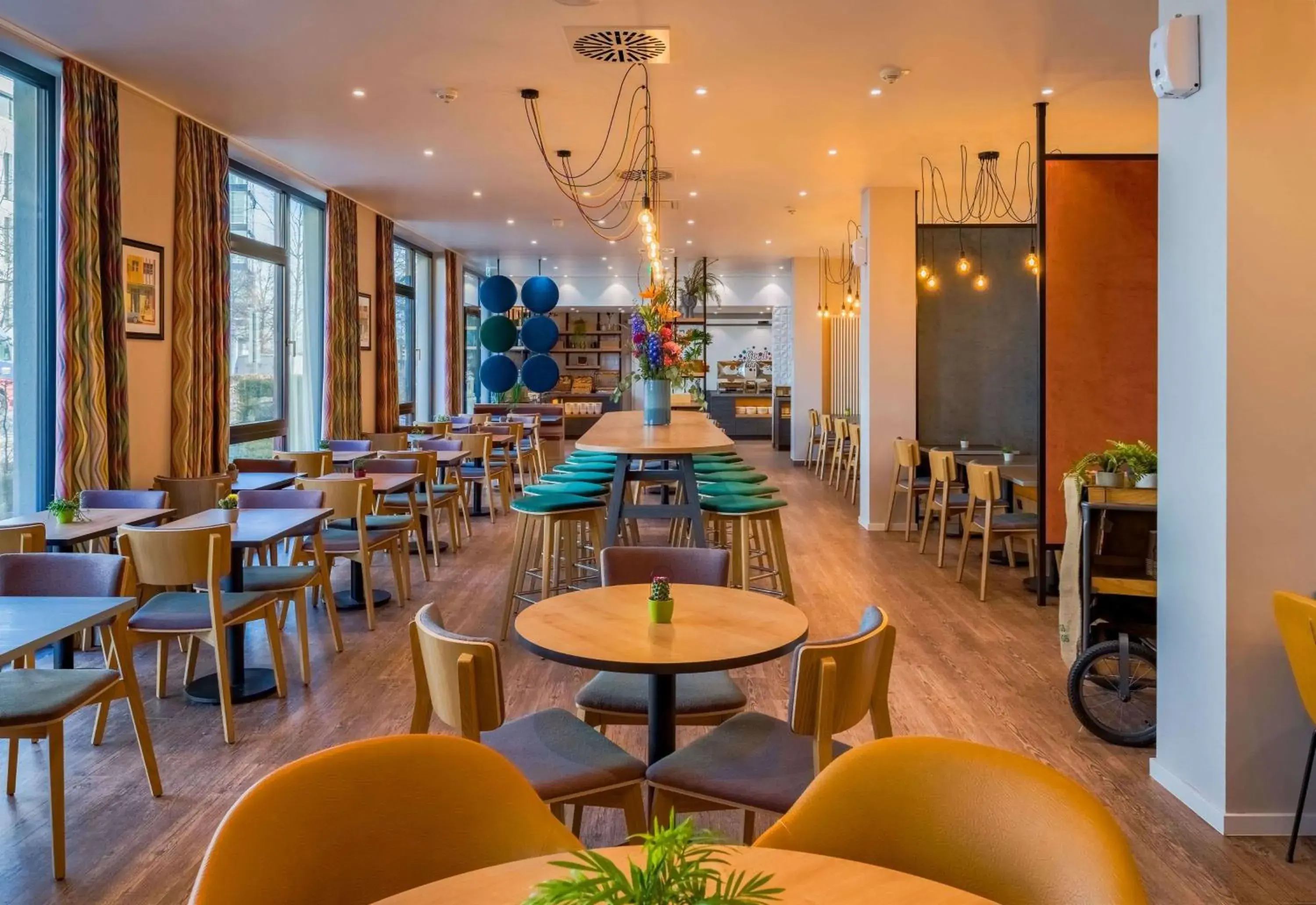 Restaurant/places to eat in Ramada Encore by Wyndham Munich Messe Restaurant/places to eat in Ramada Encore by Wyndham Munich Messe