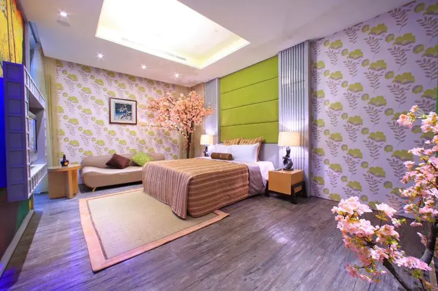 Bed in Rainbow Forest Motel Bed in Rainbow Forest Motel