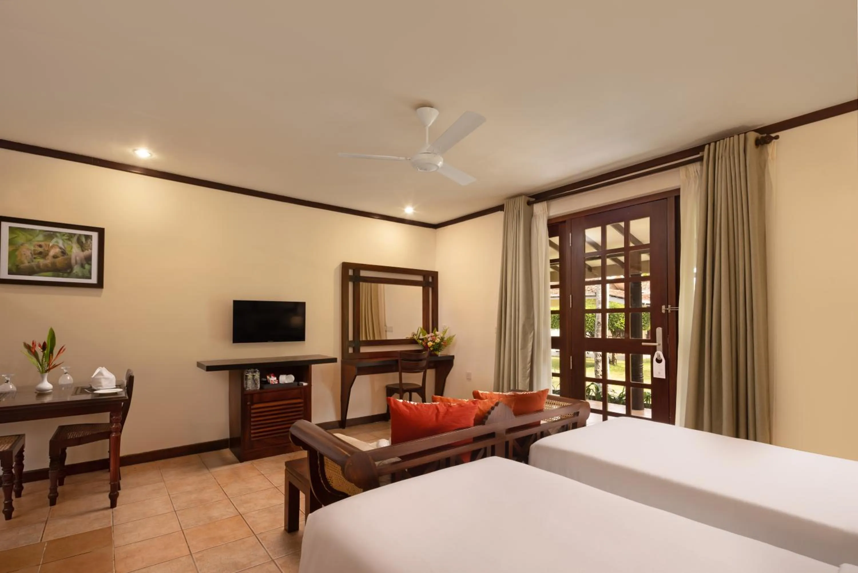 Bed in Tamarind Tree Garden Resort - Katunayake