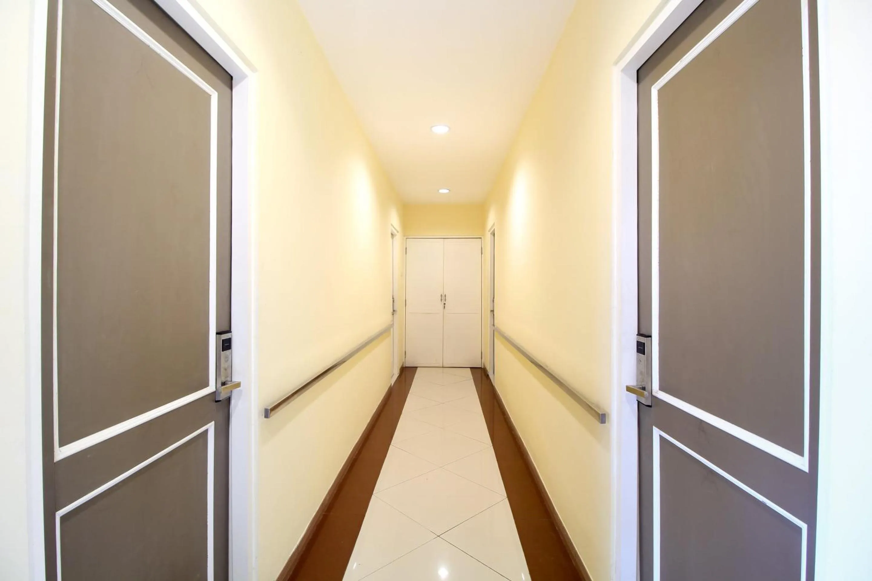 Lobby or reception in Capital O 175 K-60 Residence