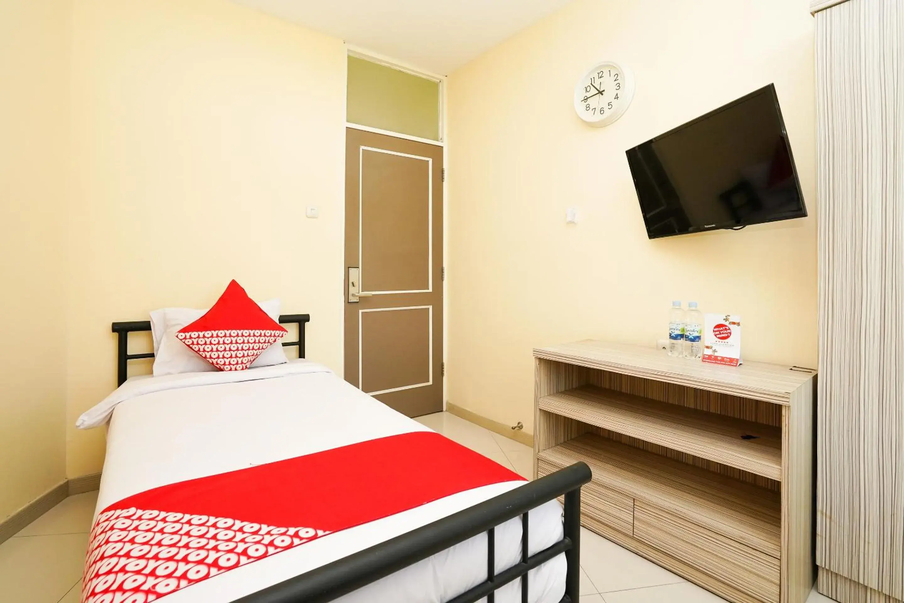 Bedroom, Bed in Capital O 175 K-60 Residence Bedroom, Bed in Capital O 175 K-60 Residence