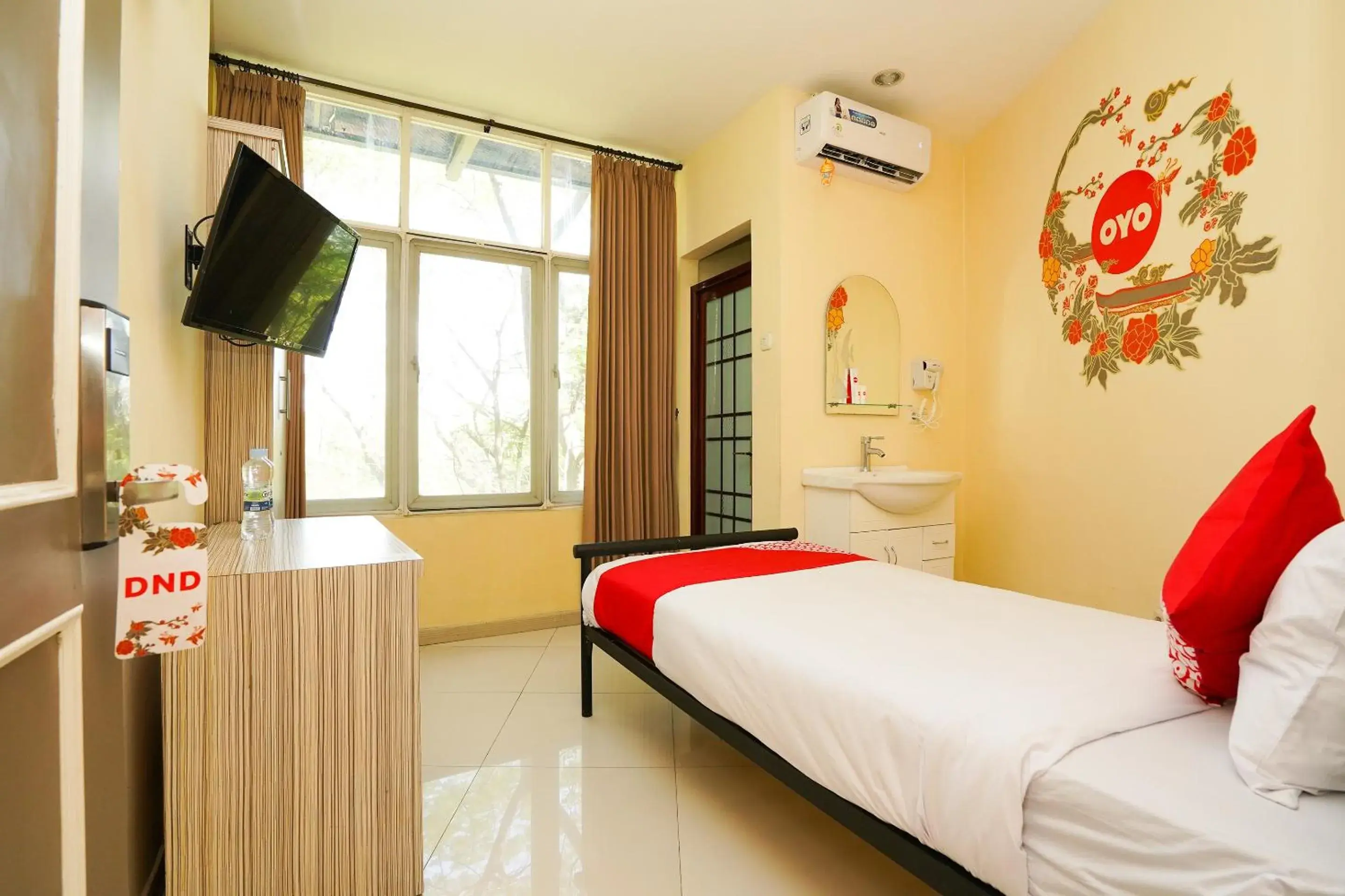 Bedroom, Bed in Capital O 175 K-60 Residence Bedroom, Bed in Capital O 175 K-60 Residence