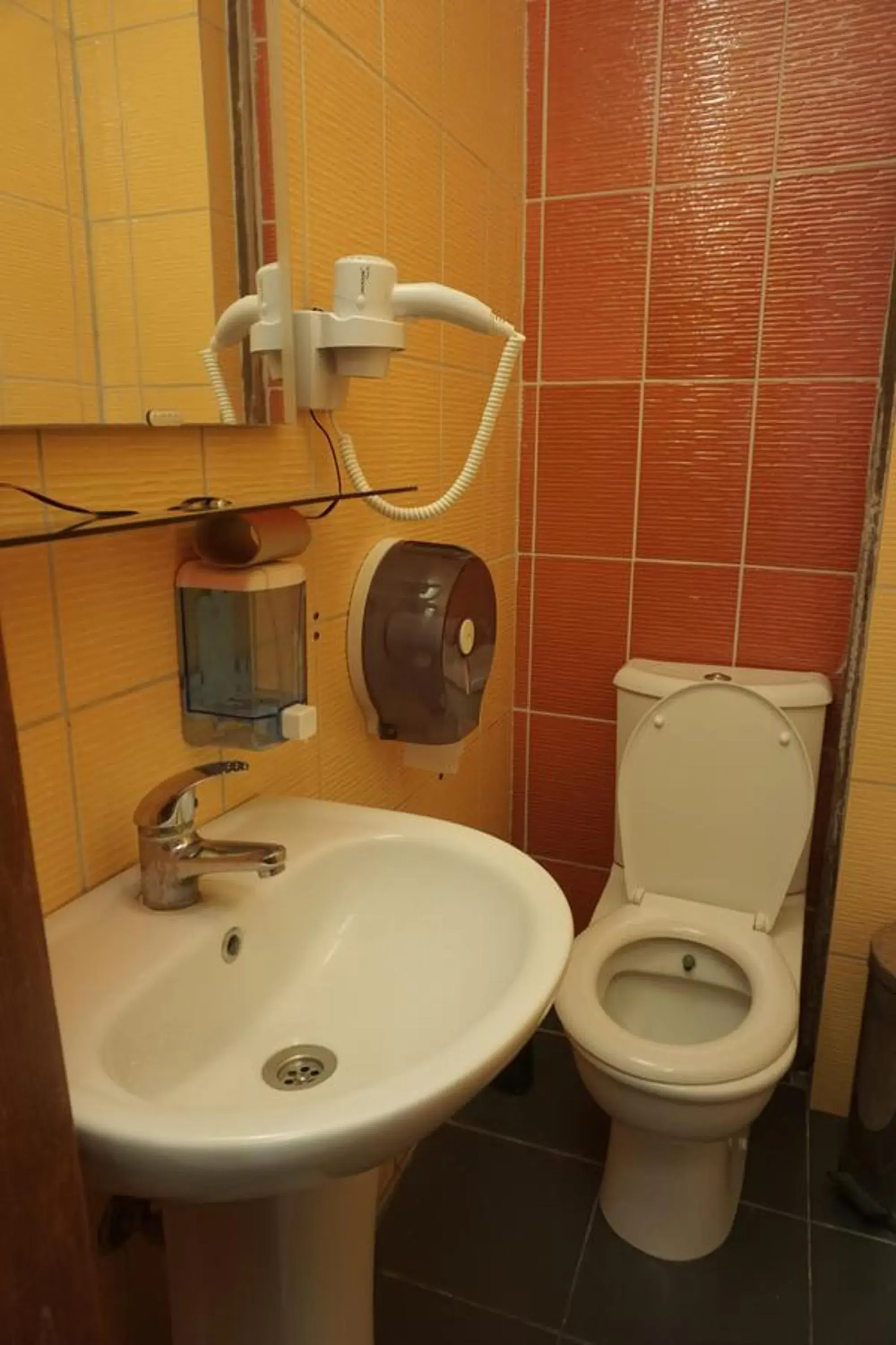 Property building in Chillout Lya Hostel & Lounge Property building in Chillout Lya Hostel & Lounge