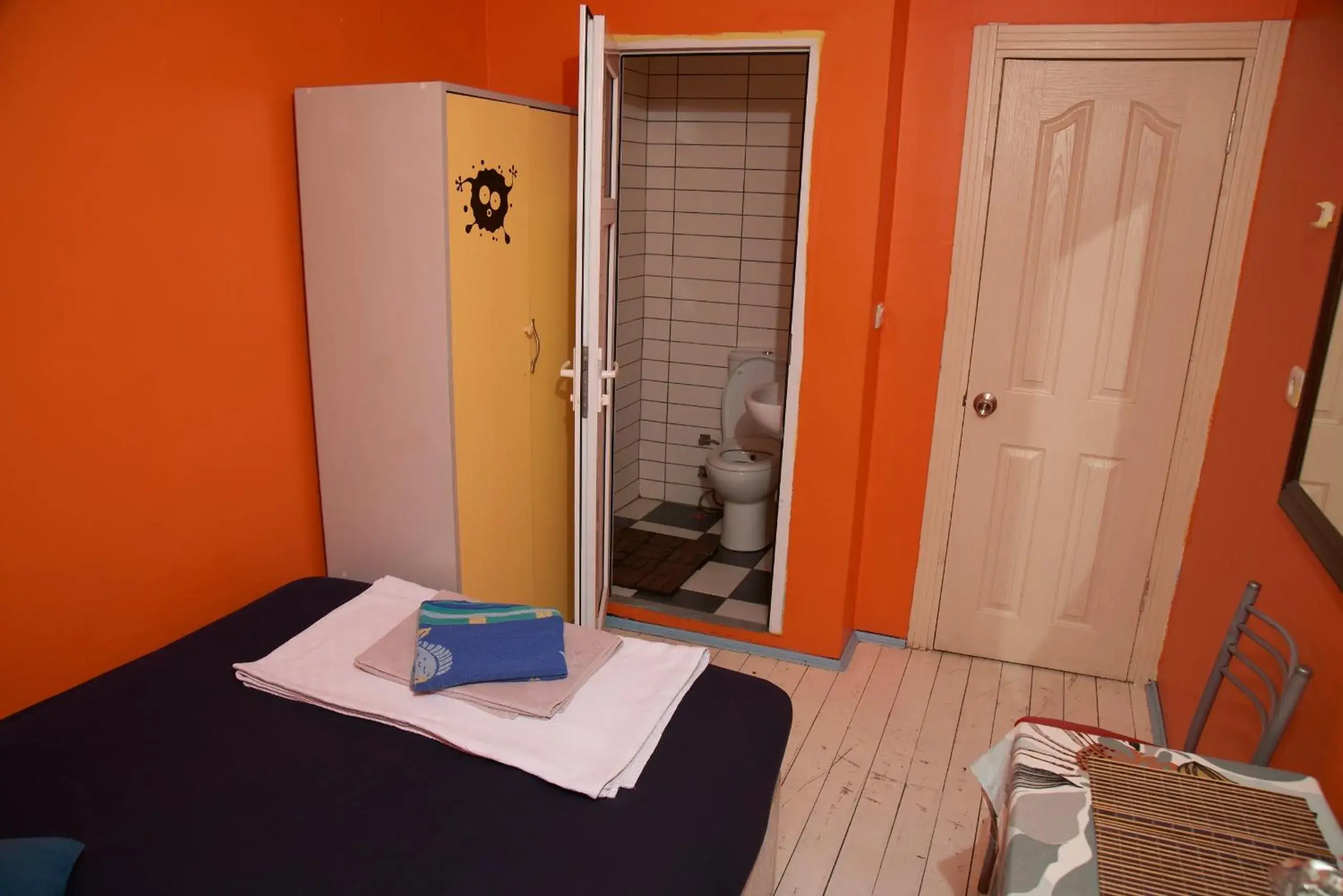 Photo of the whole room, Bed in Chillout Lya Hostel & Lounge Photo of the whole room, Bed in Chillout Lya Hostel & Lounge