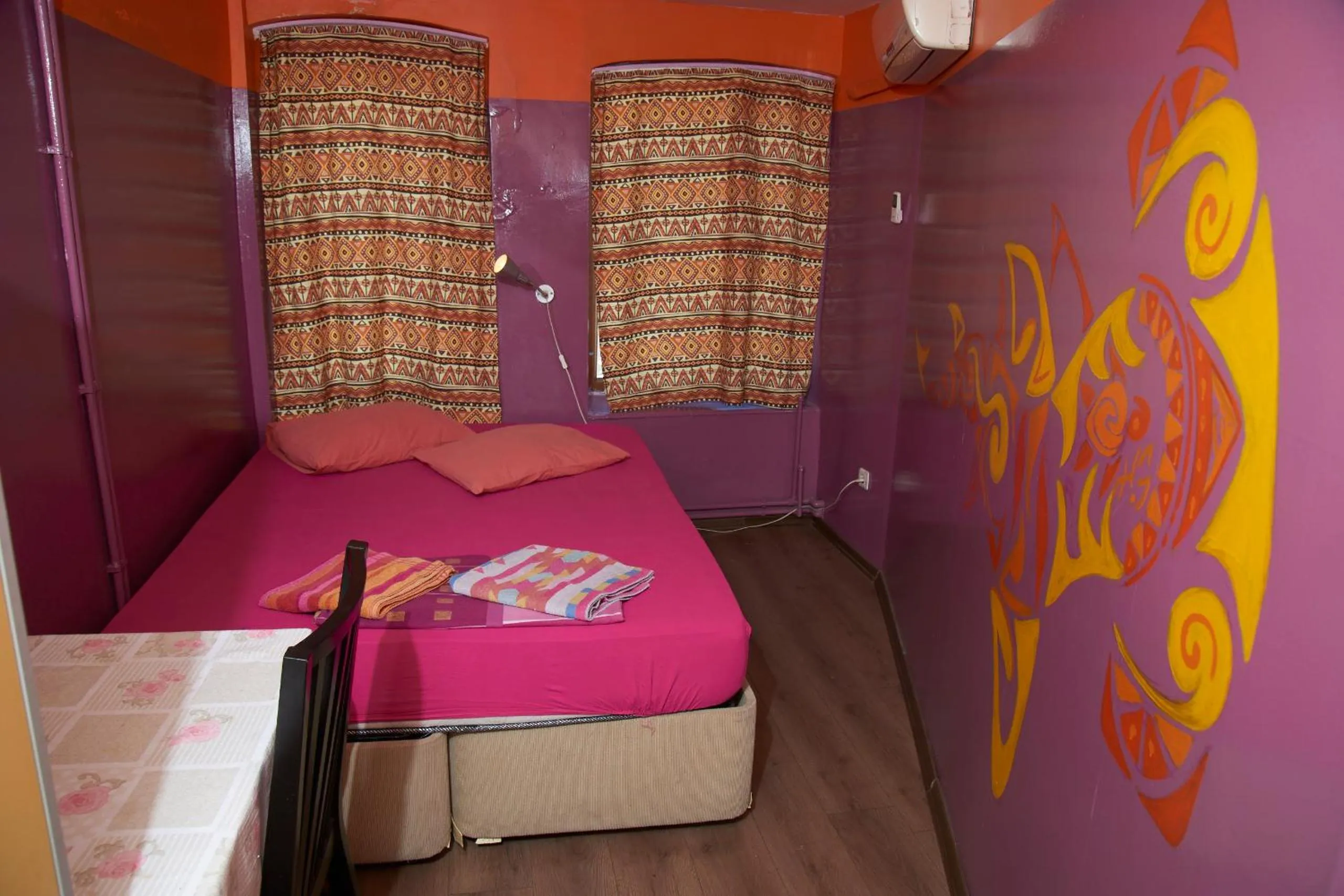 Bedroom, Bed in Chillout Lya Hostel & Lounge