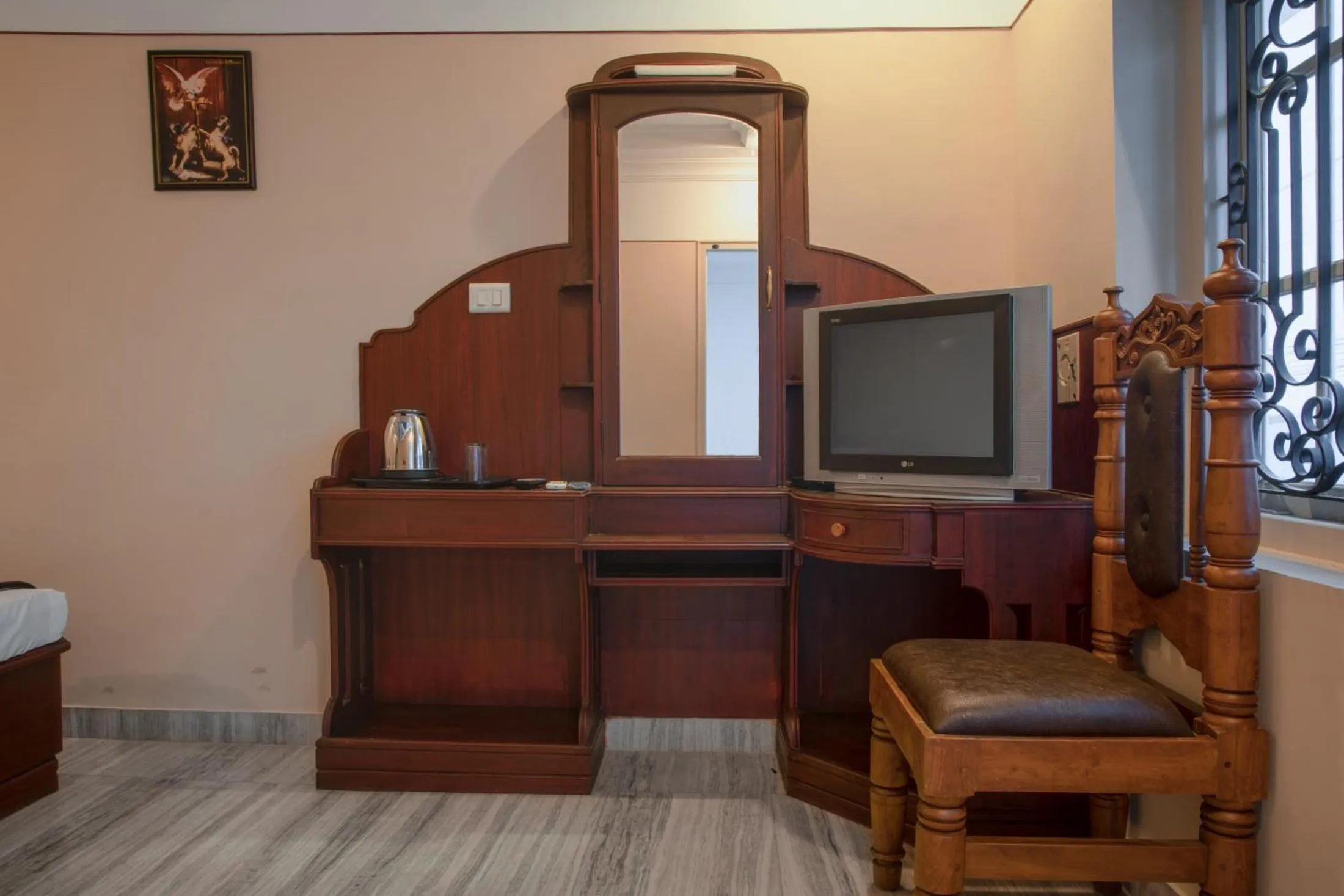 Area and facilities in Hotel Vashanth Krishna