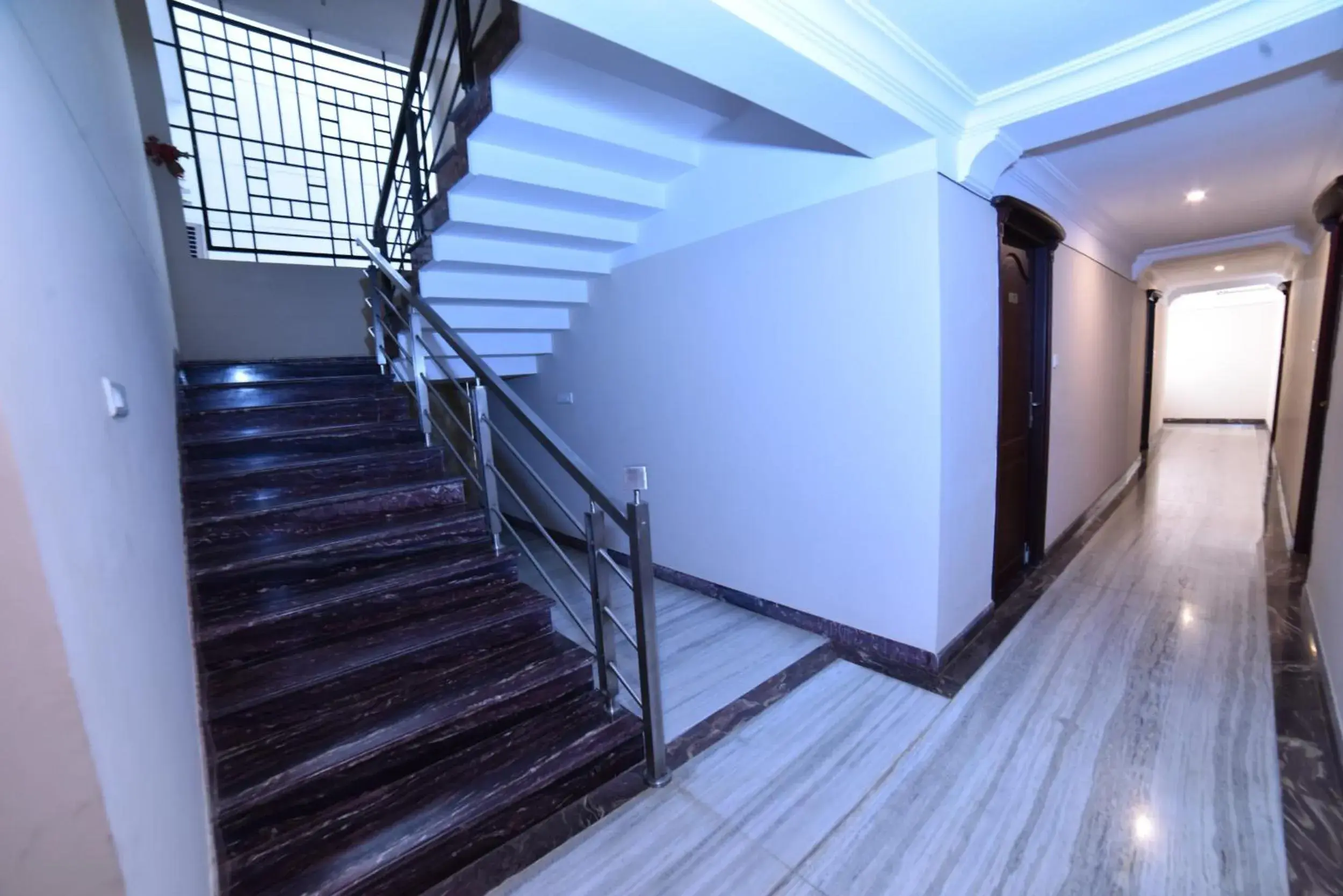 Property building in Hotel Vashanth Krishna Property building in Hotel Vashanth Krishna