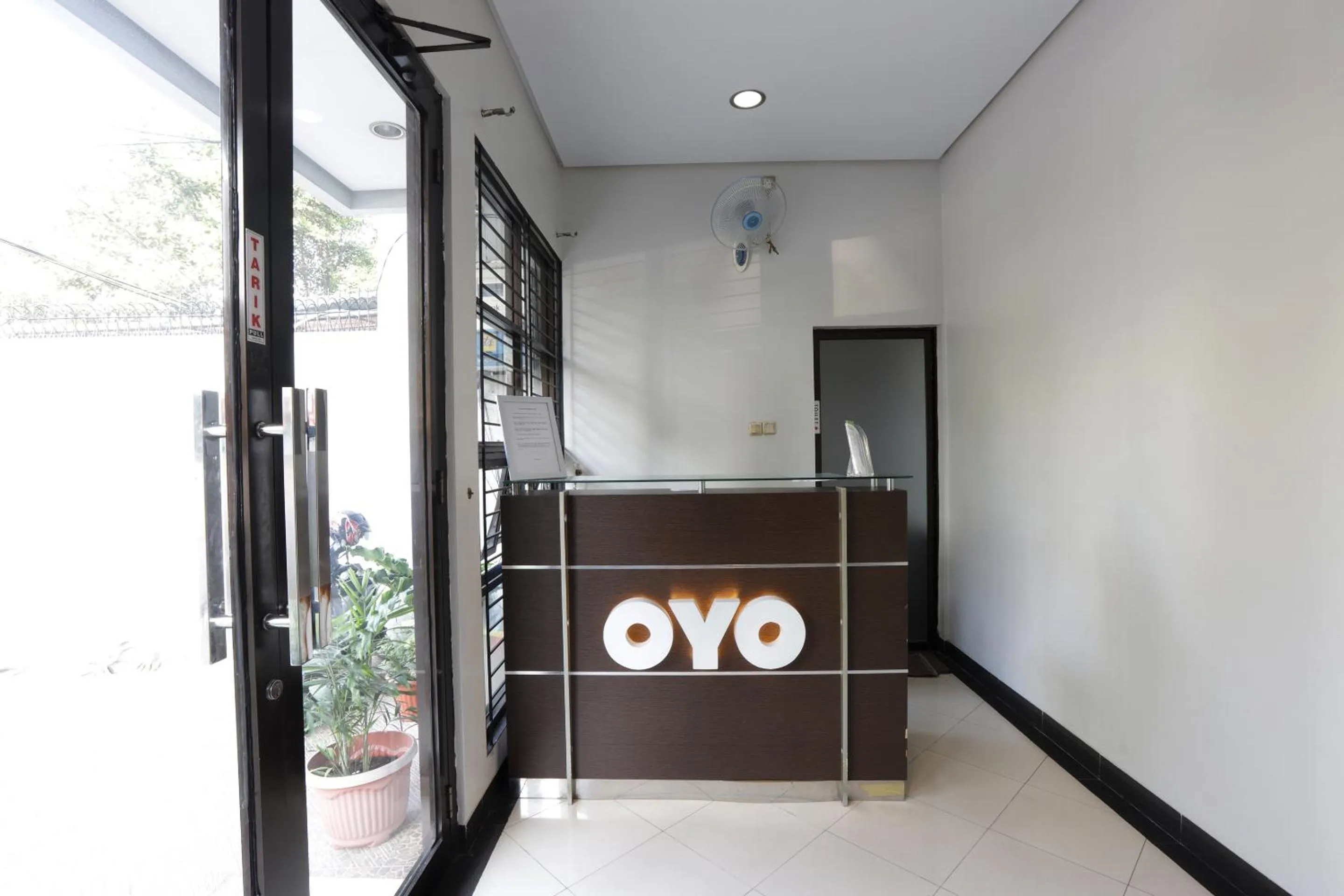 Lobby or reception in Hotel O Cempaka Place Homestay