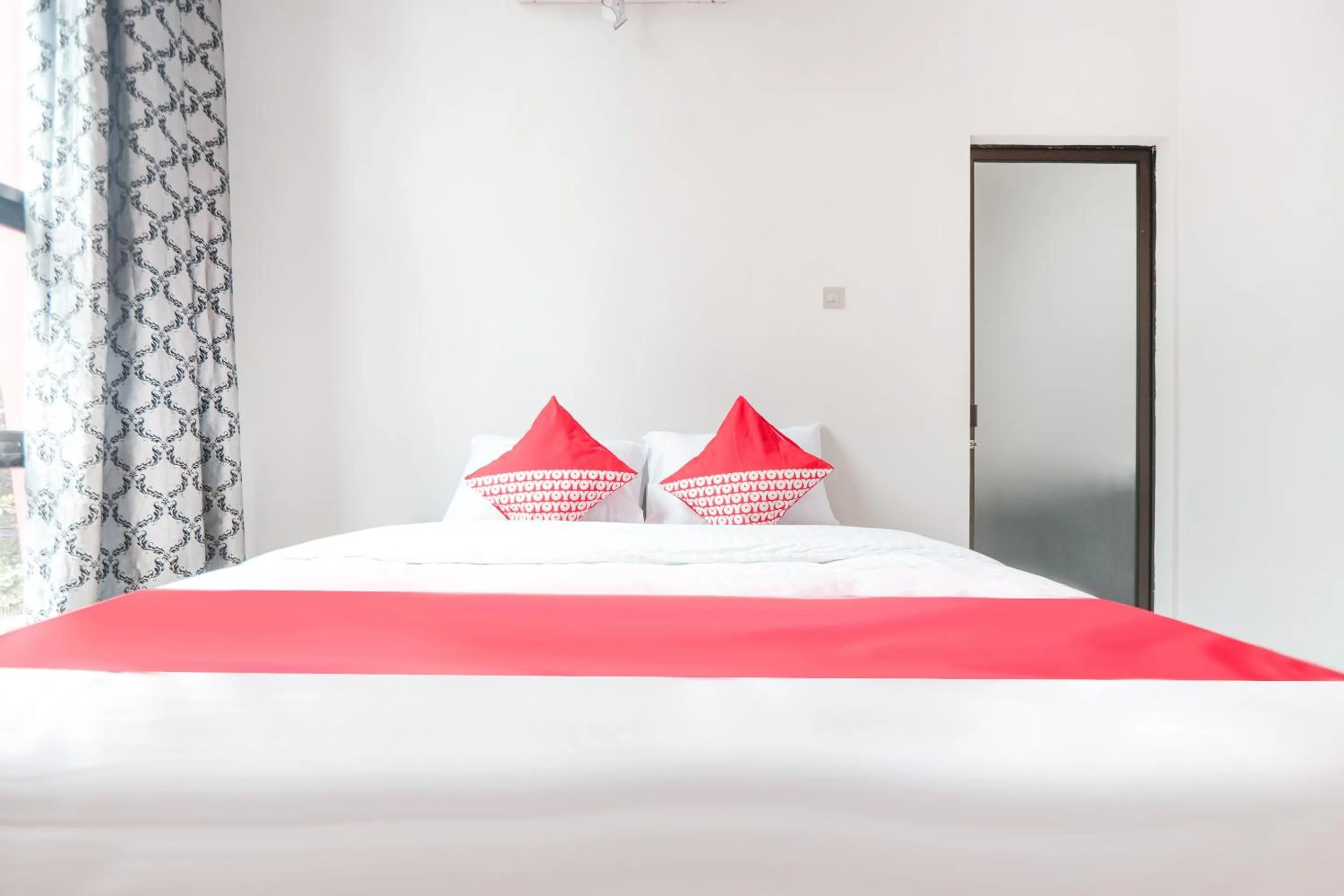 Bedroom, Bed in Hotel O Cempaka Place Homestay