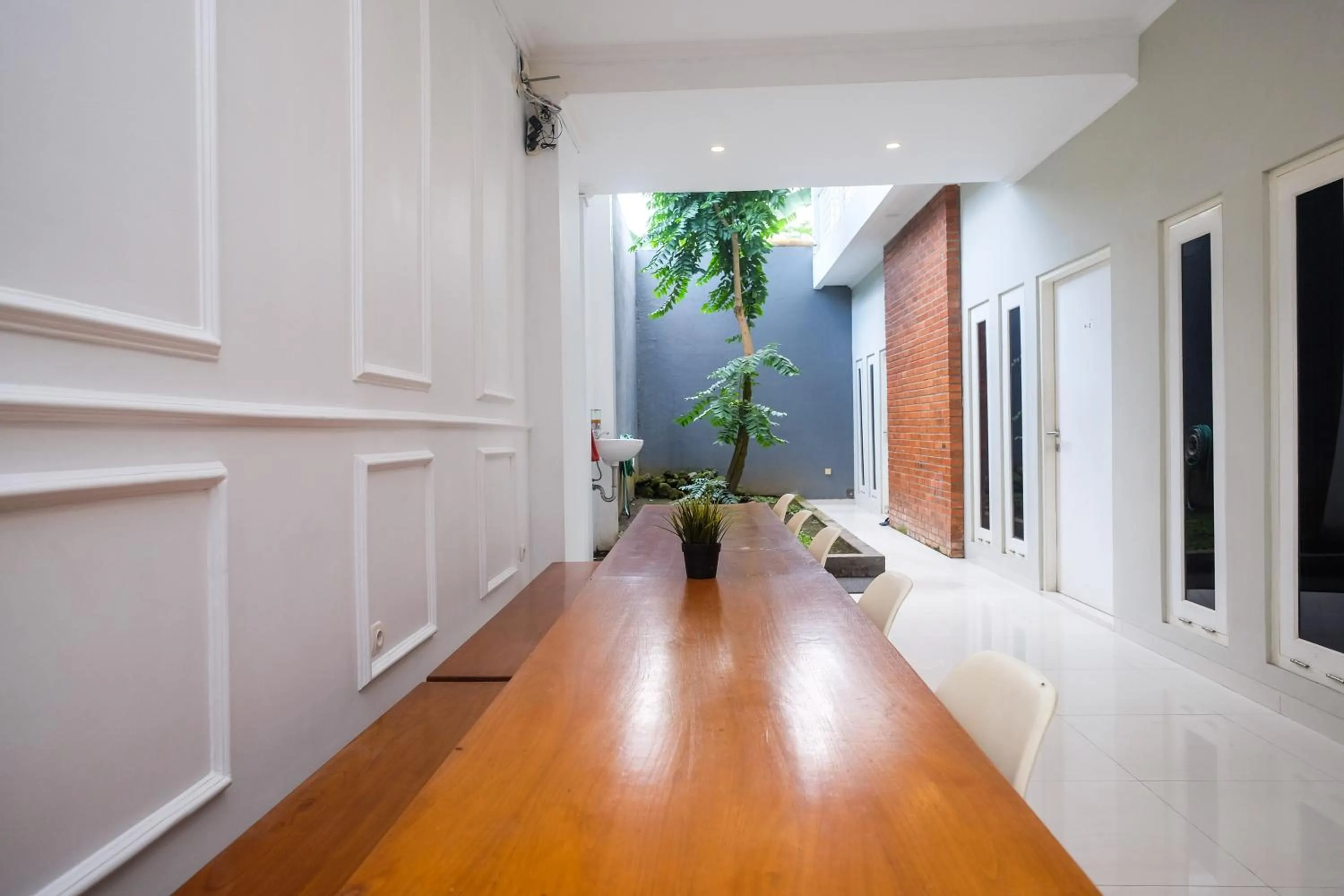 Property building in Urbanview Stay at H jakal by RedDoorz