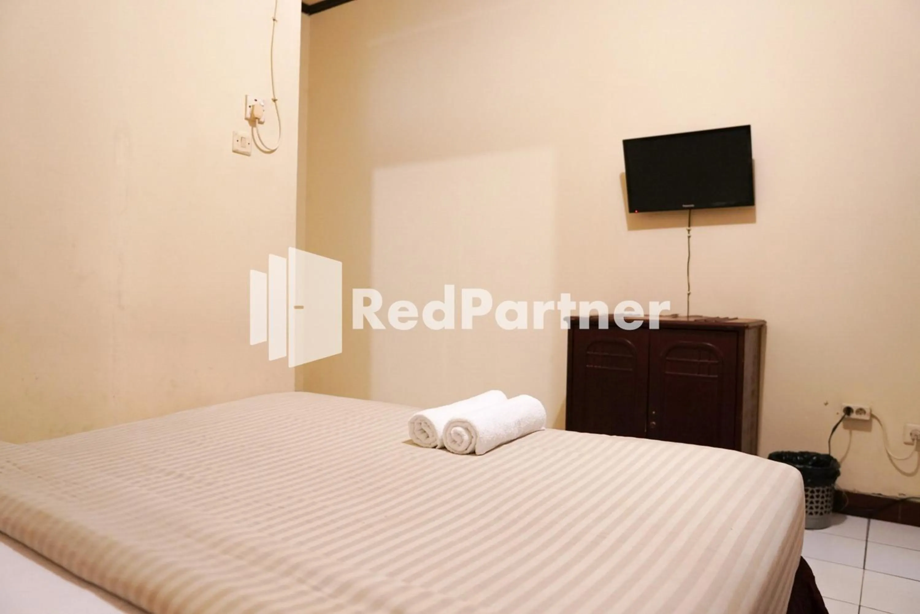Bed in Wisma Bintang RedPartner