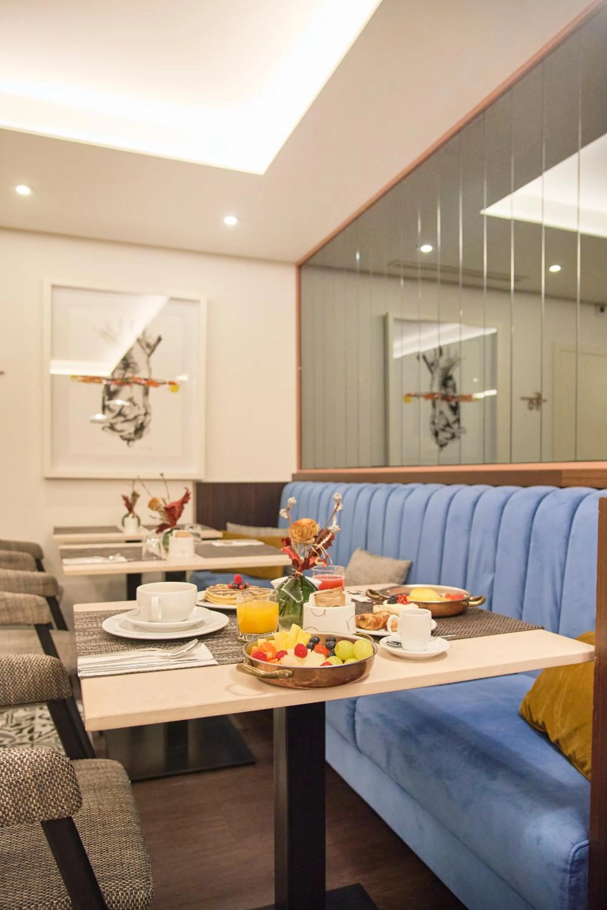 Breakfast in Hotel Moon & Sun Porto